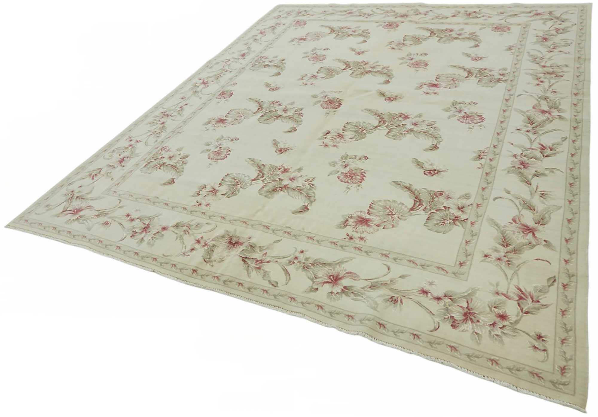 Linen Persian — 2.37 x 3.01