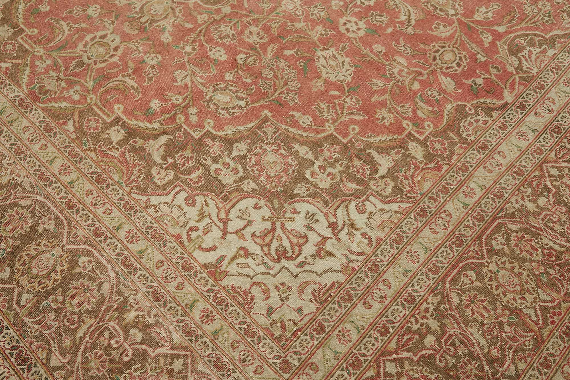Champagne Persian — 2.93 x 3.93