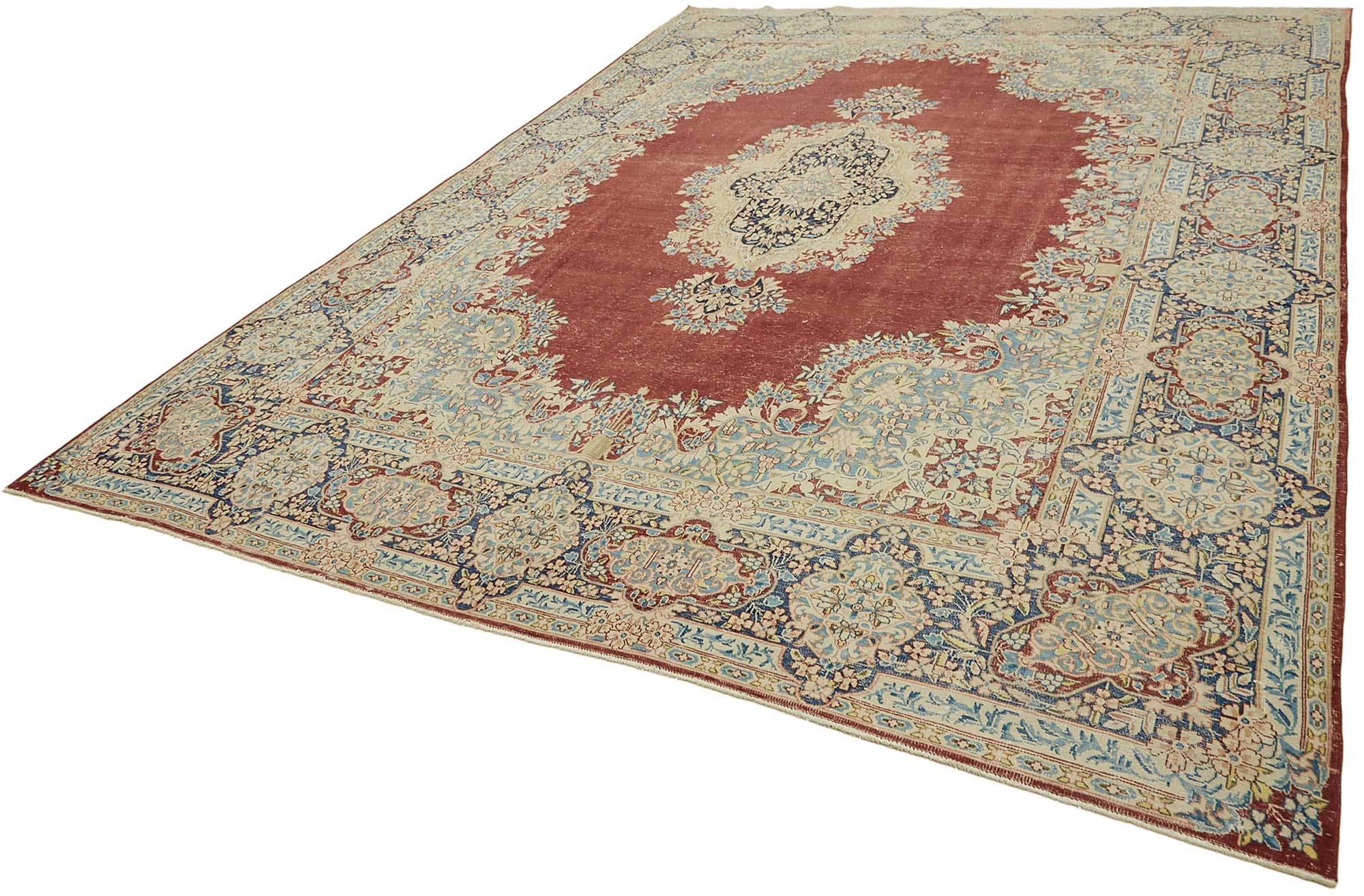Pearl Persian — 2.88 x 4.00