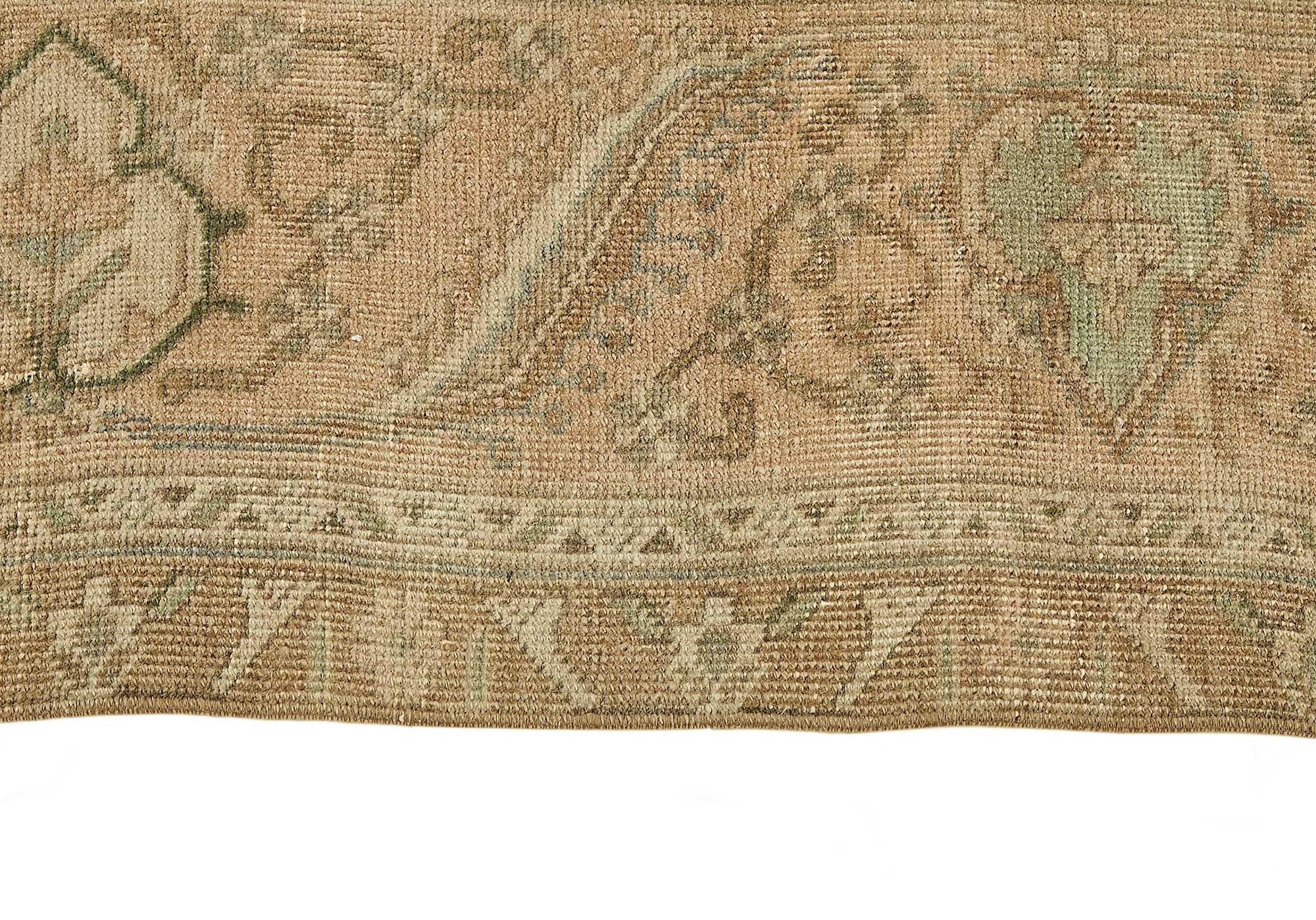 Alabaster Persian — 2.88 x 3.86