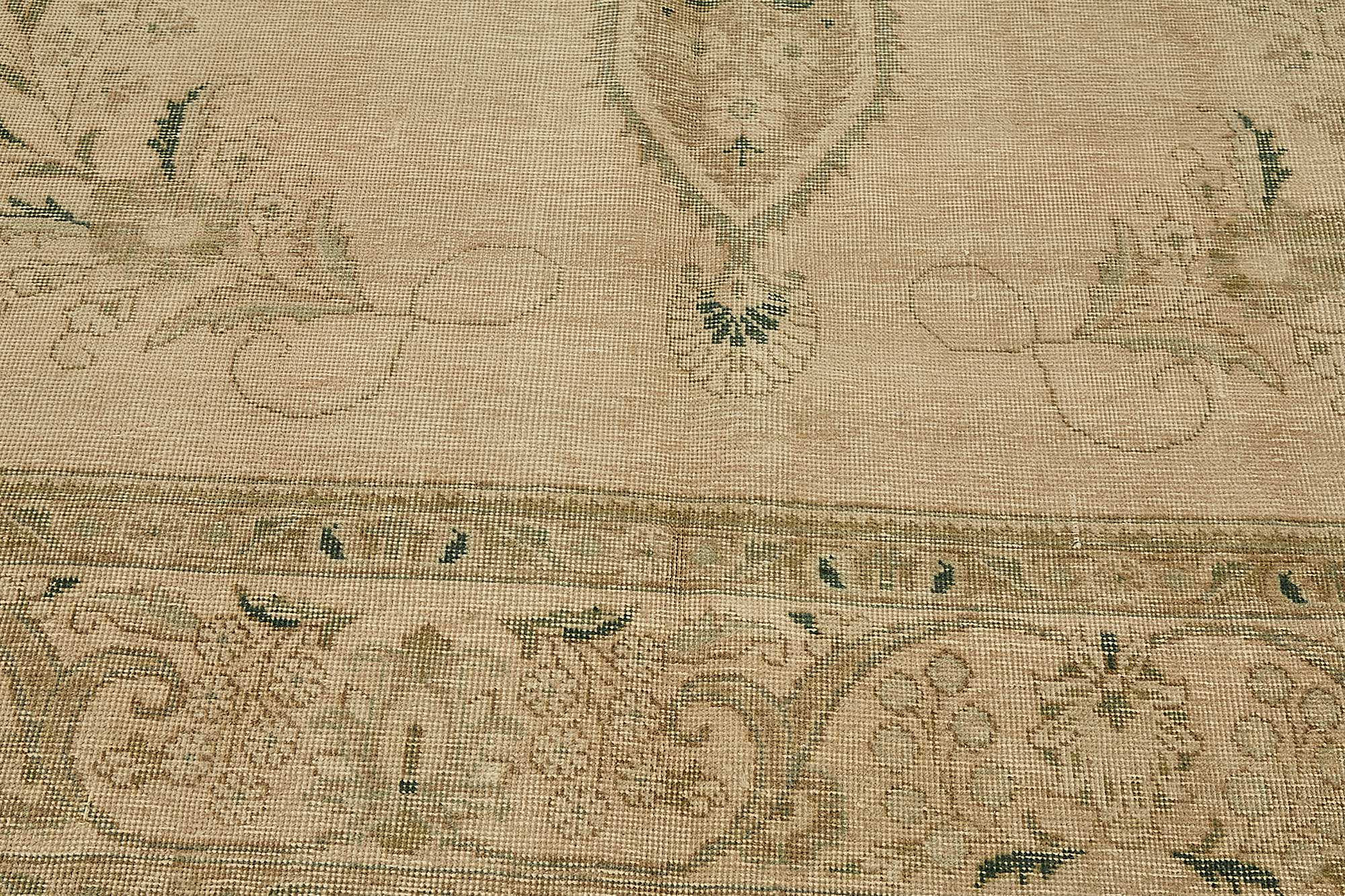 Wheat Persian — 2.95 x 3.88