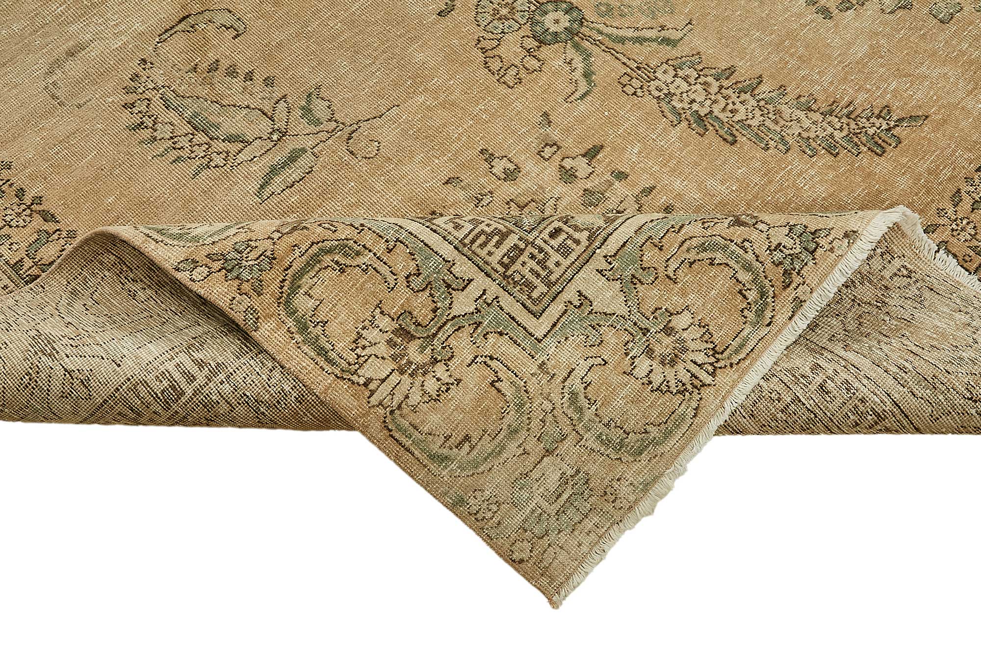 Ivory Persian — 3.07 x 3.97