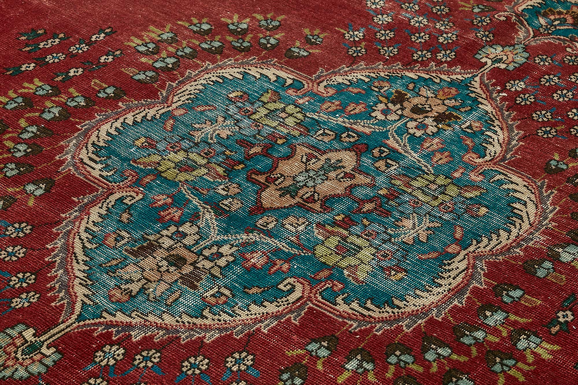 Champagne Persian — 3.01 x 3.88