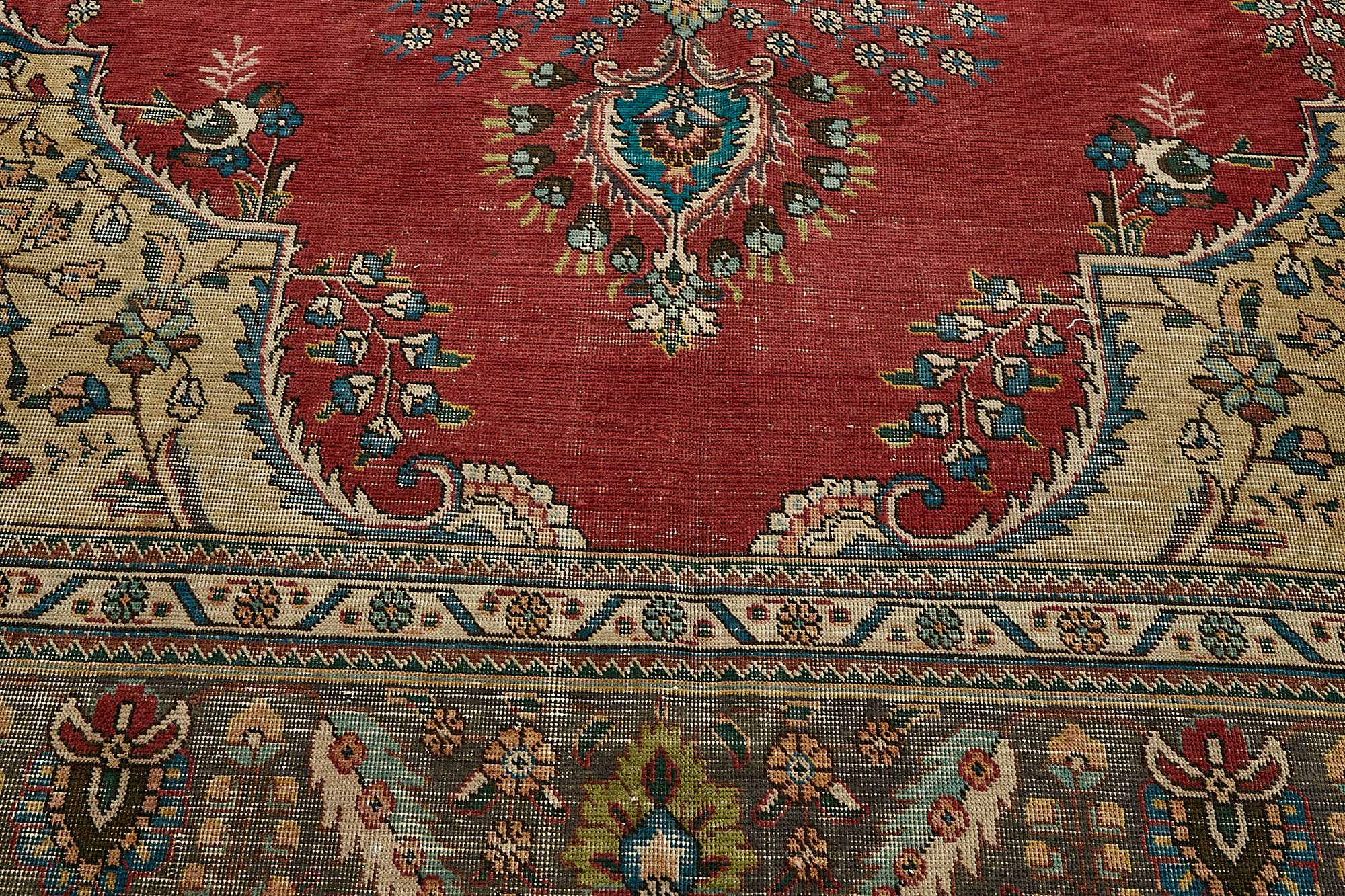Champagne Persian — 3.01 x 3.88