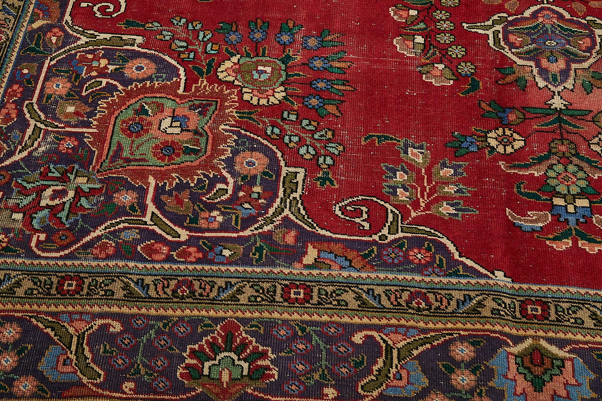 Claret Persian — 2.91 x 3.87