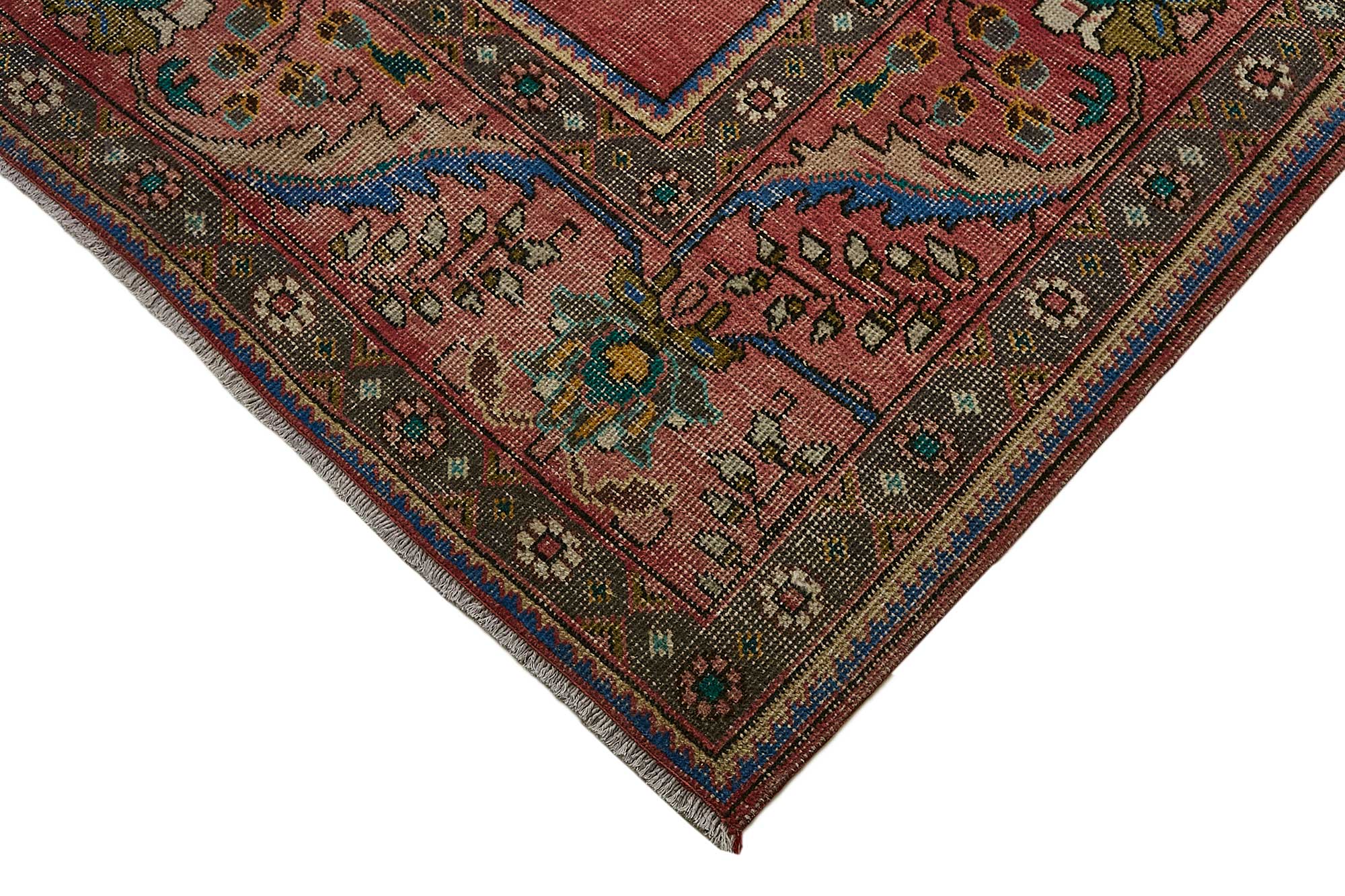 Crimson Persian — 2.90 x 3.80