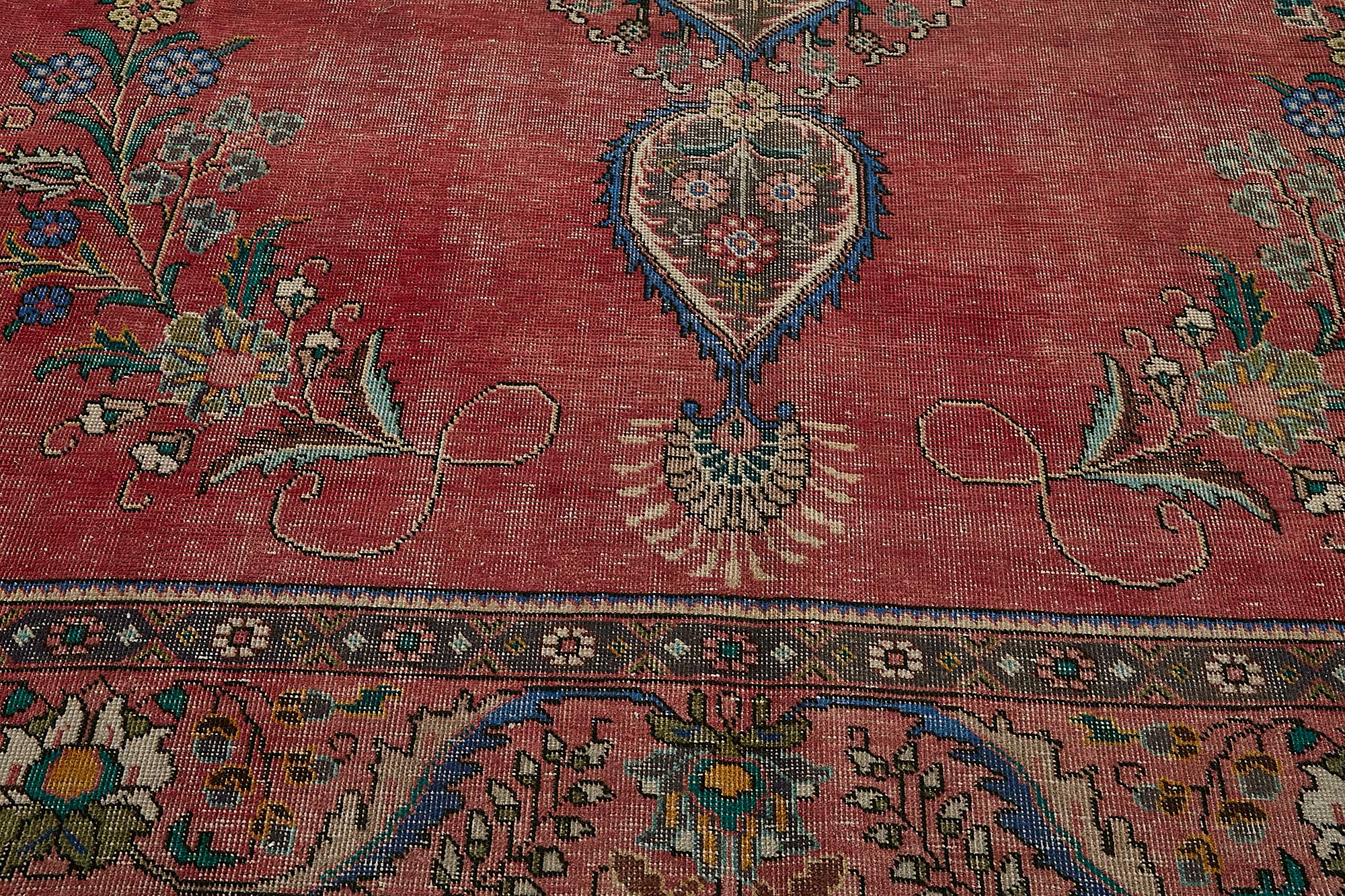 Crimson Persian — 2.90 x 3.80