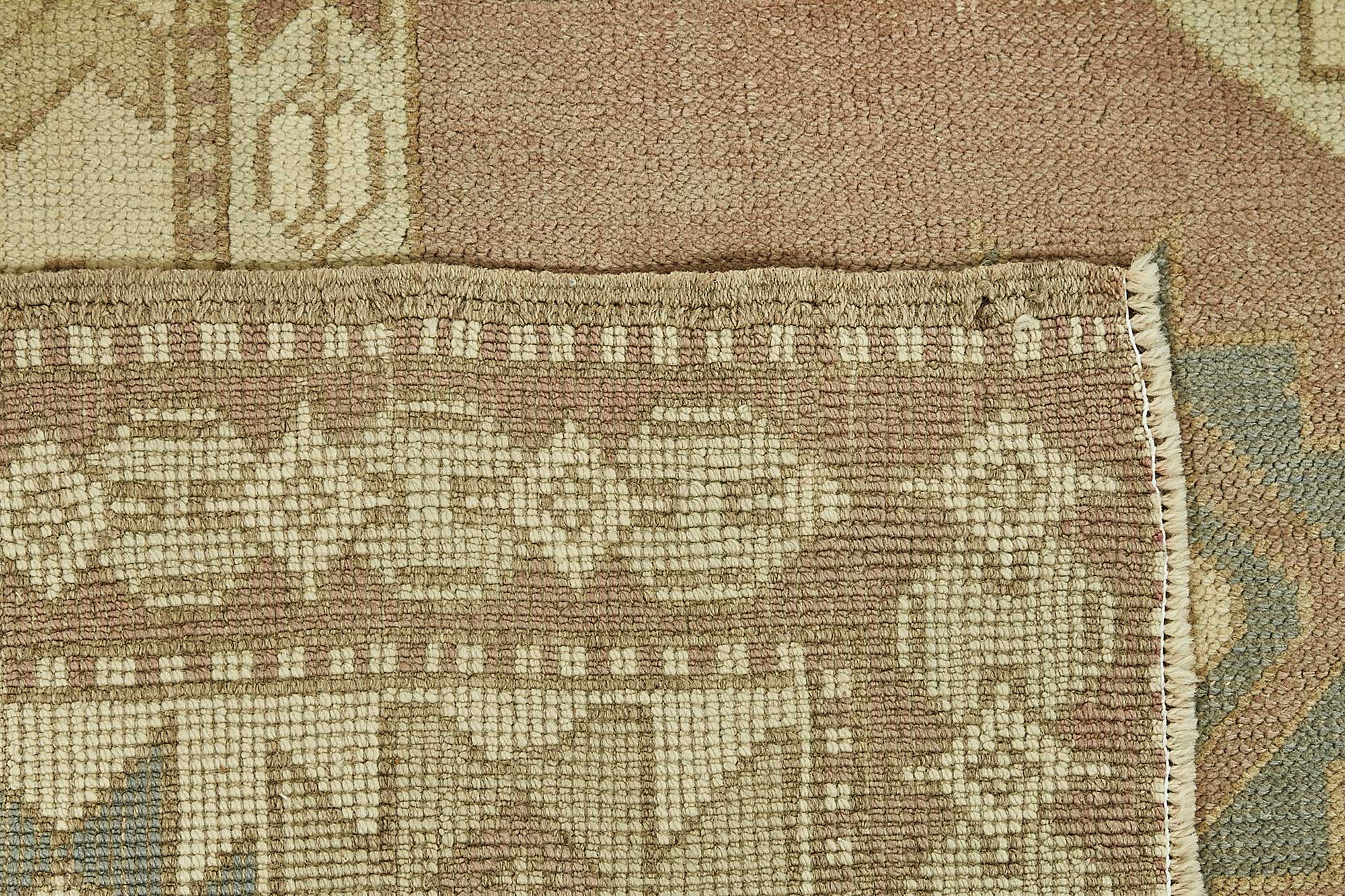 Champagne Persian — 2.30 x 3.42