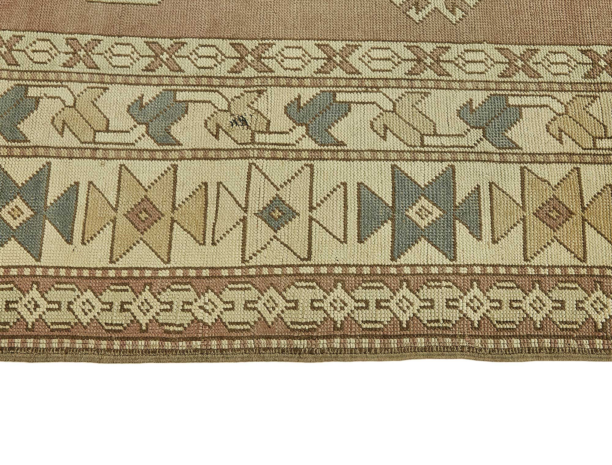 Champagne Persian — 2.30 x 3.42