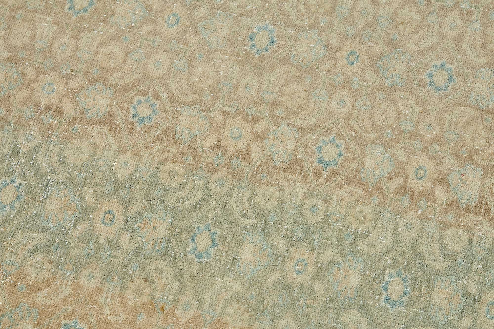 Beige Persian Antique — 0.84 x 4.18