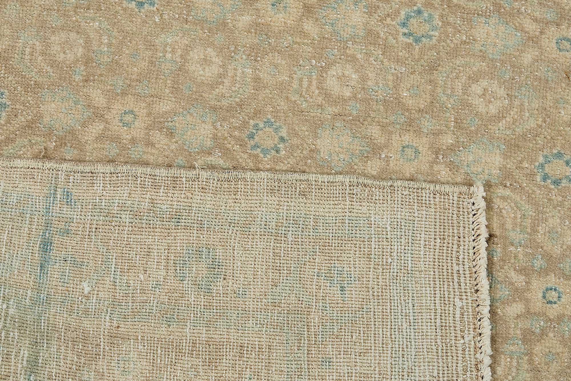 Beige Persian Antique — 0.84 x 4.18