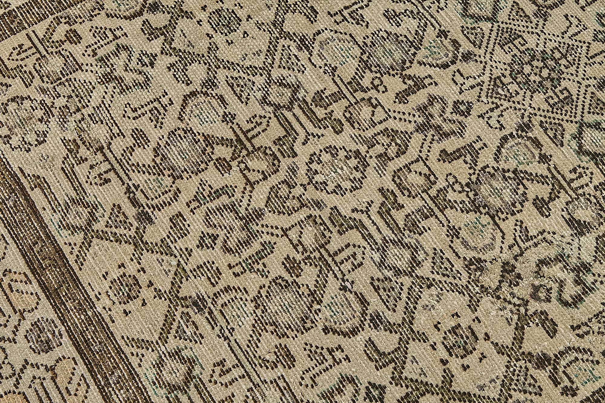 Beige Persian Antique — 1.03 x 4.10