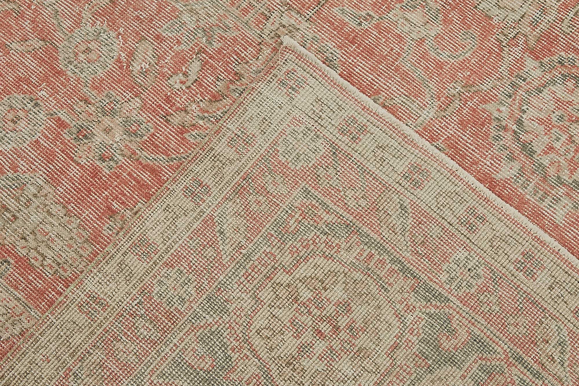 Alabaster Persian — 2.76 x 3.90