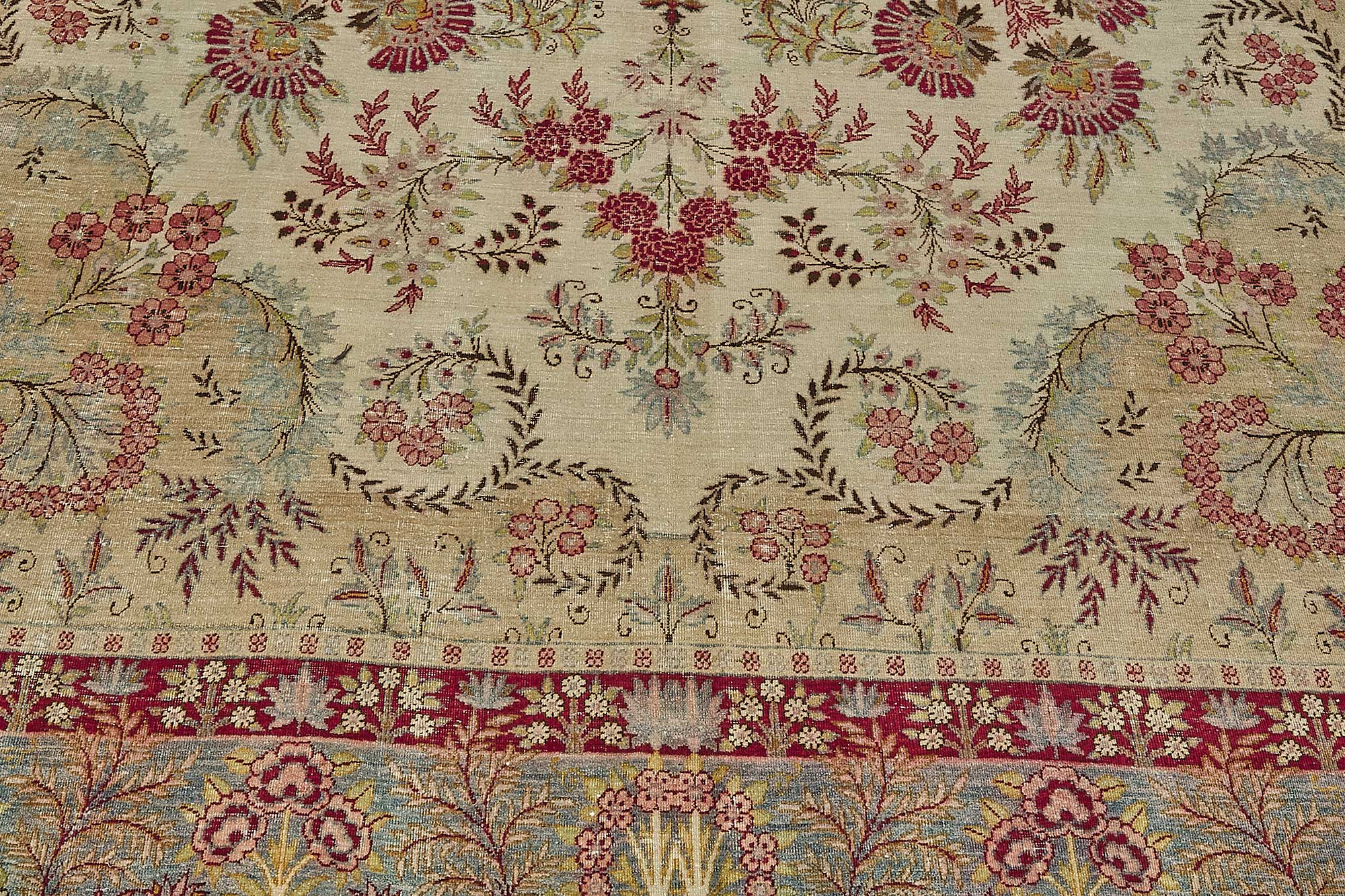 Beige Persian Antique — 2.63 x 3.78