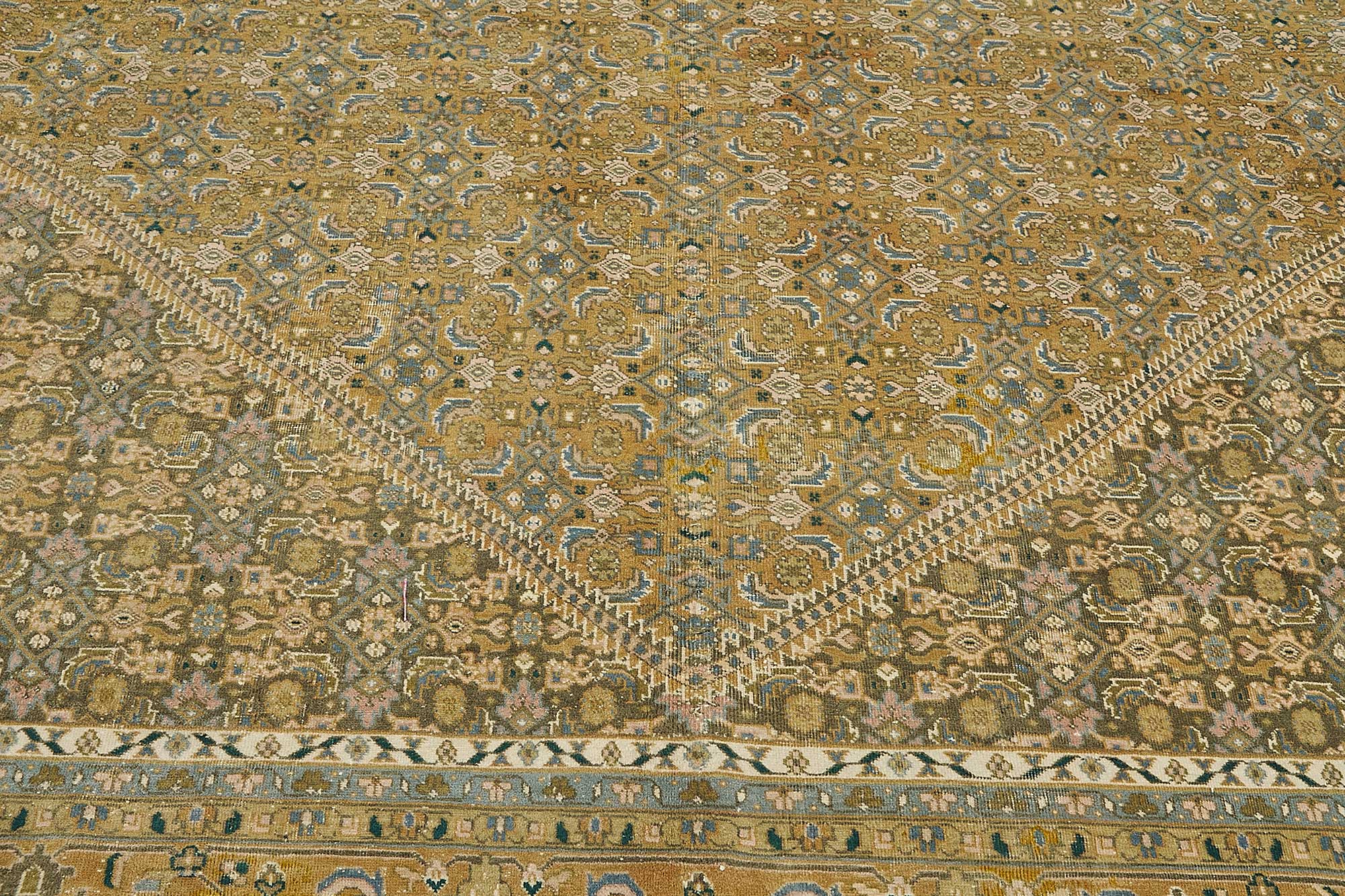 Beige Persian Antique — 2.98 x 3.90