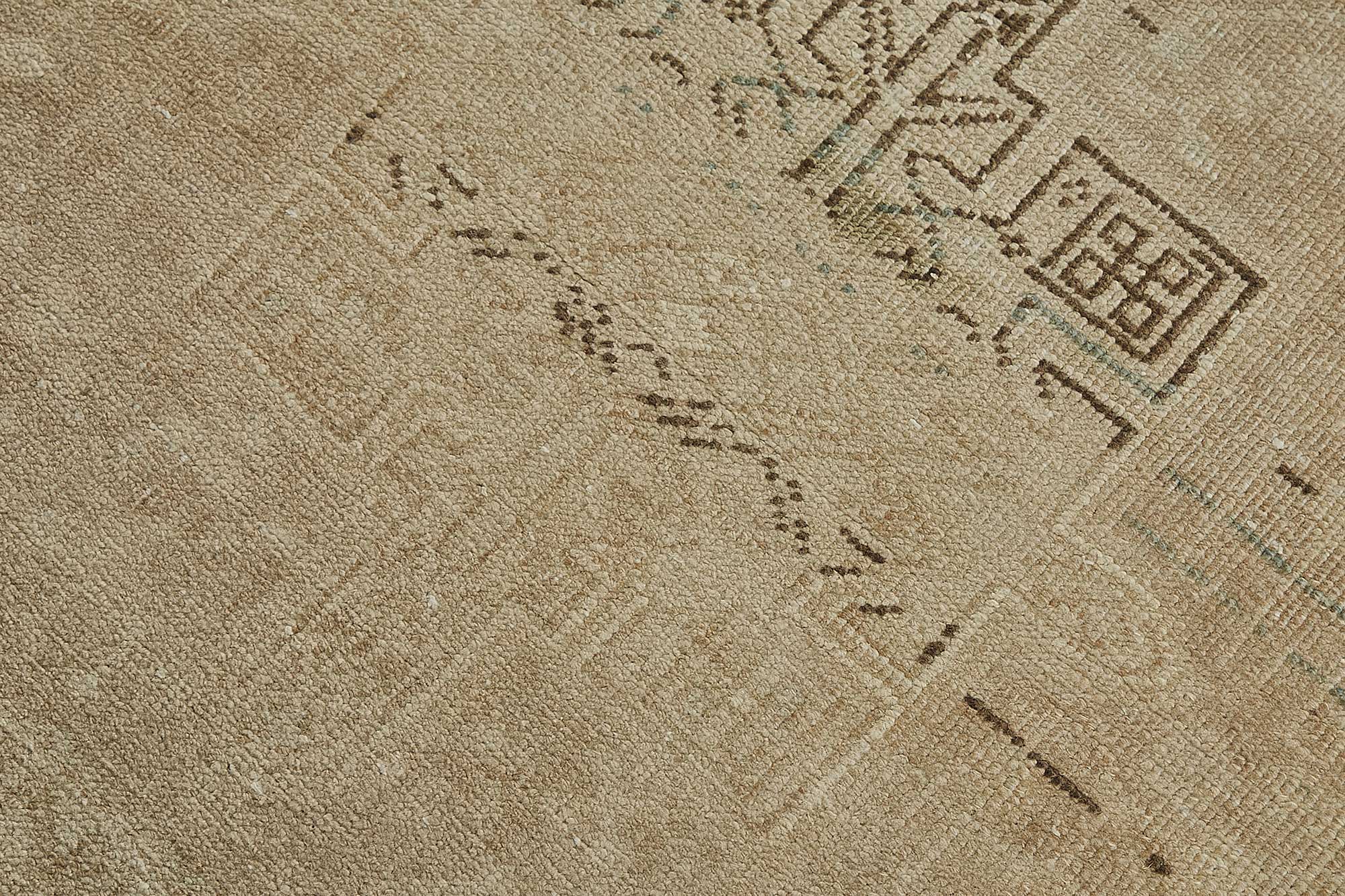 Beige Persian Antique — 0.82 x 4.27