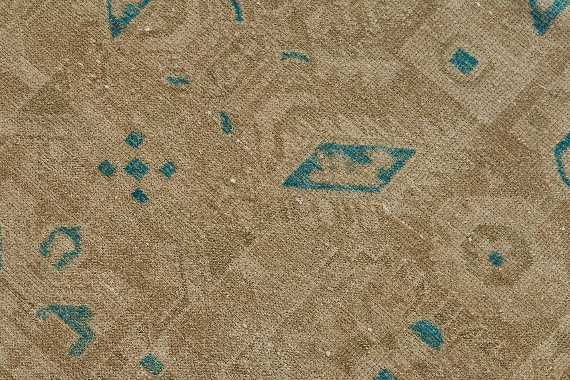 Beige Persian Antique — 0.85 x 3.07