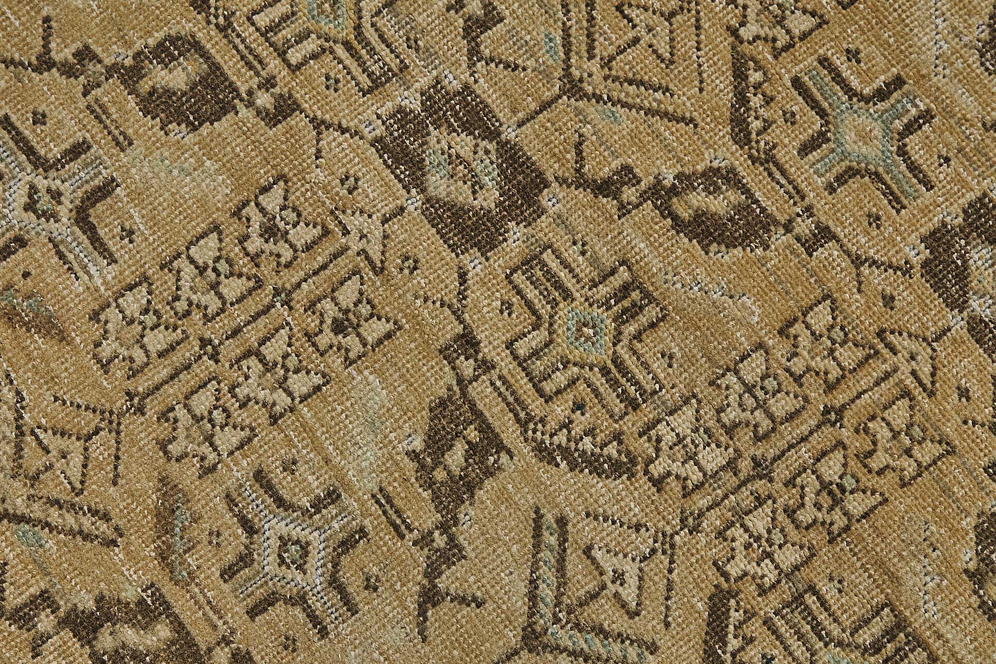 Beige Persian Antique — 0.84 x 2.97