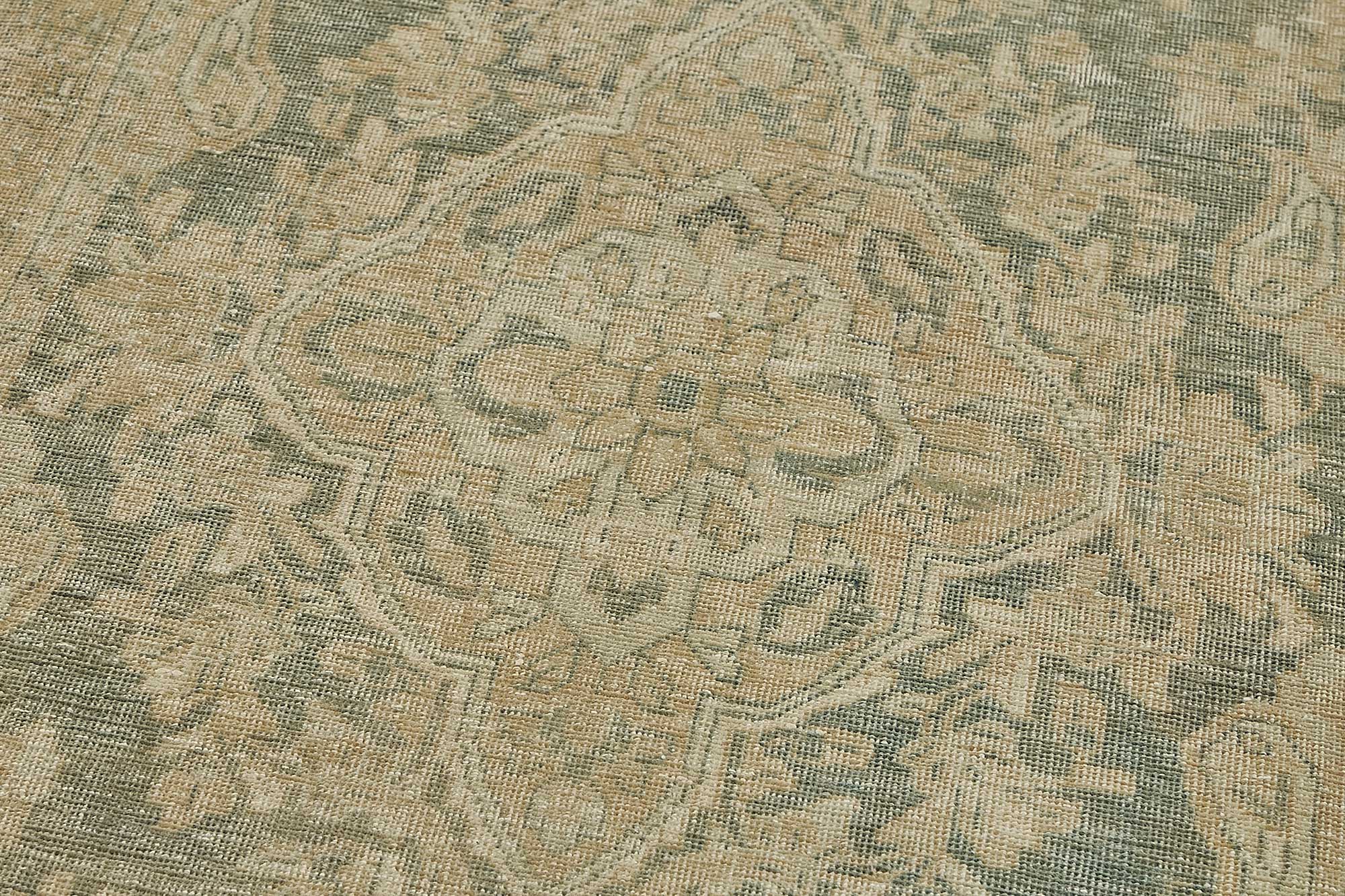 Beige Persian Antique — 1.06 x 4.15