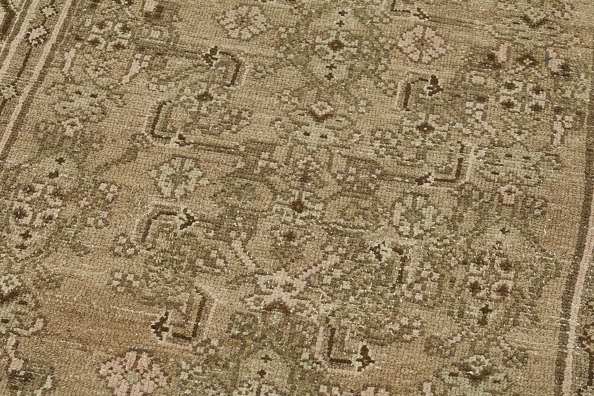 Beige Persian Antique — 1.03 x 4.90