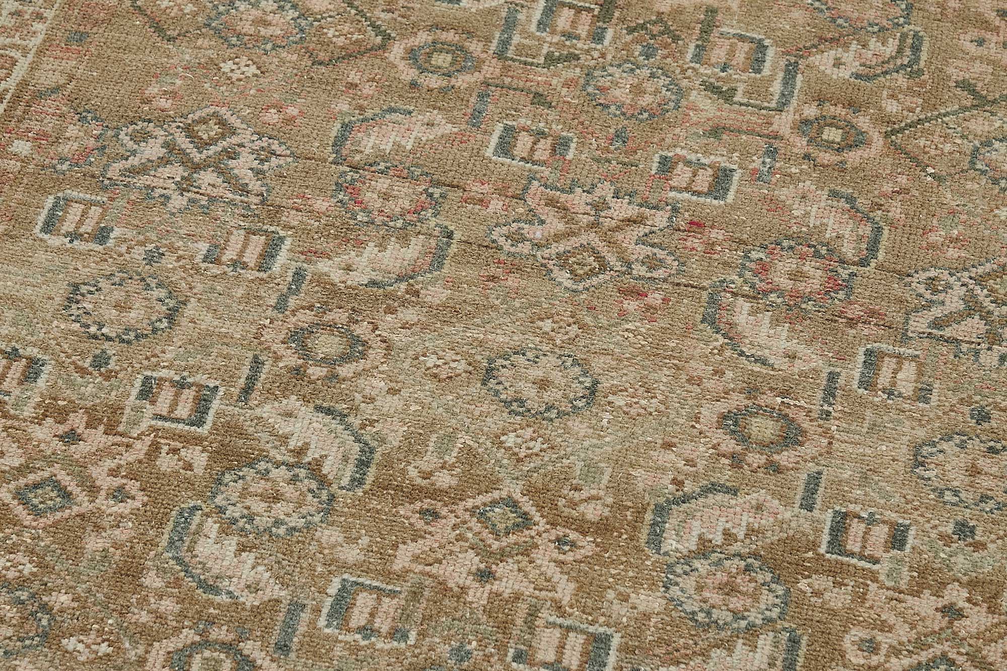Beige Persian Antique — 0.97 x 4.00