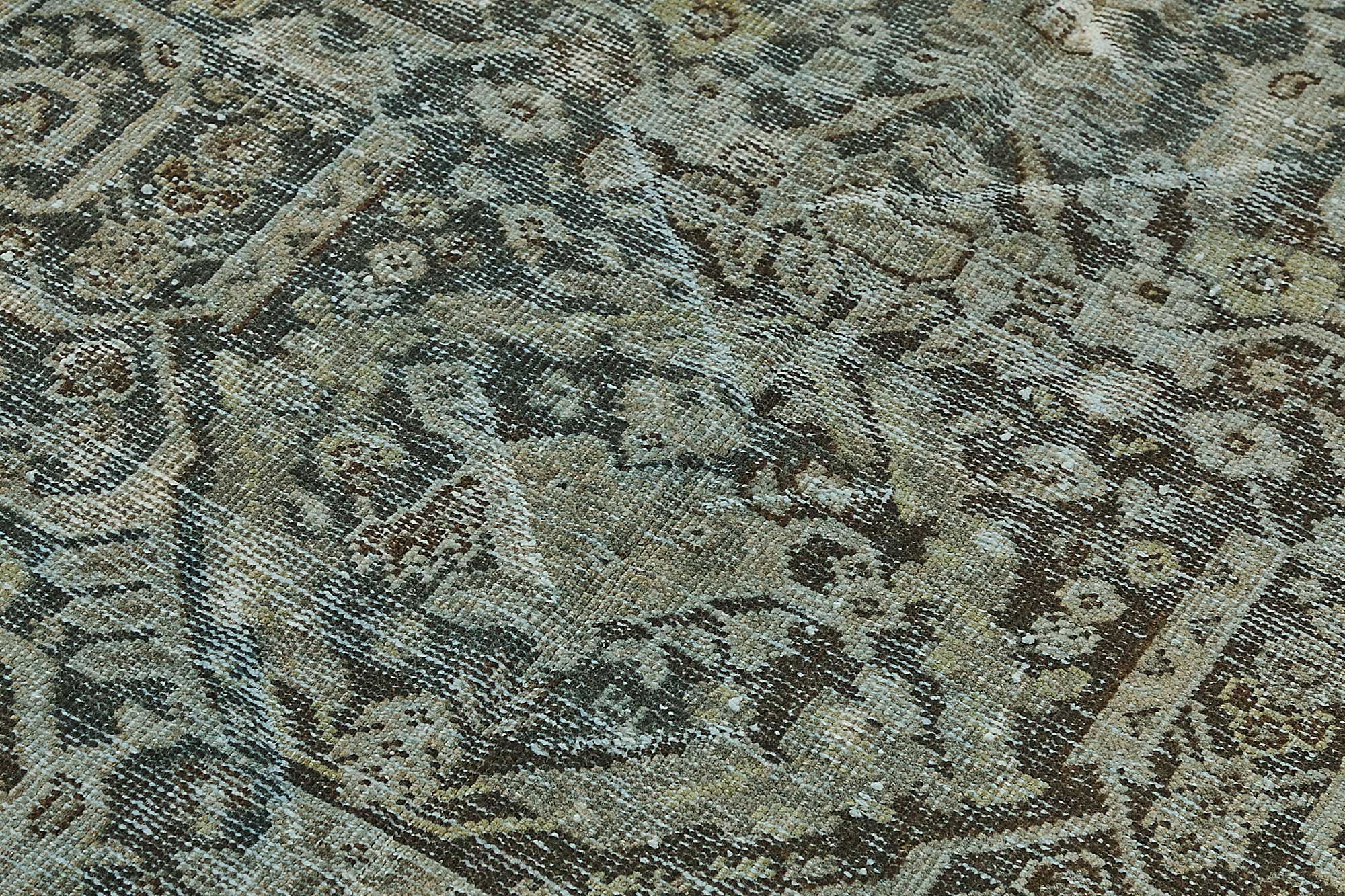 Beige Persian Antique — 1.30 x 1.90
