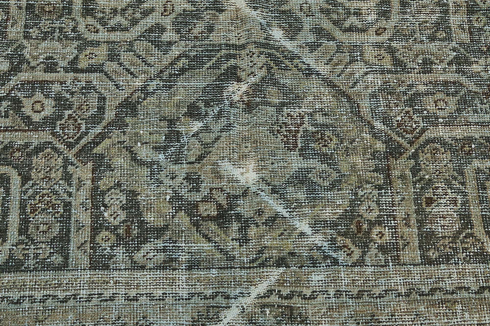Beige Persian Antique — 1.30 x 1.90
