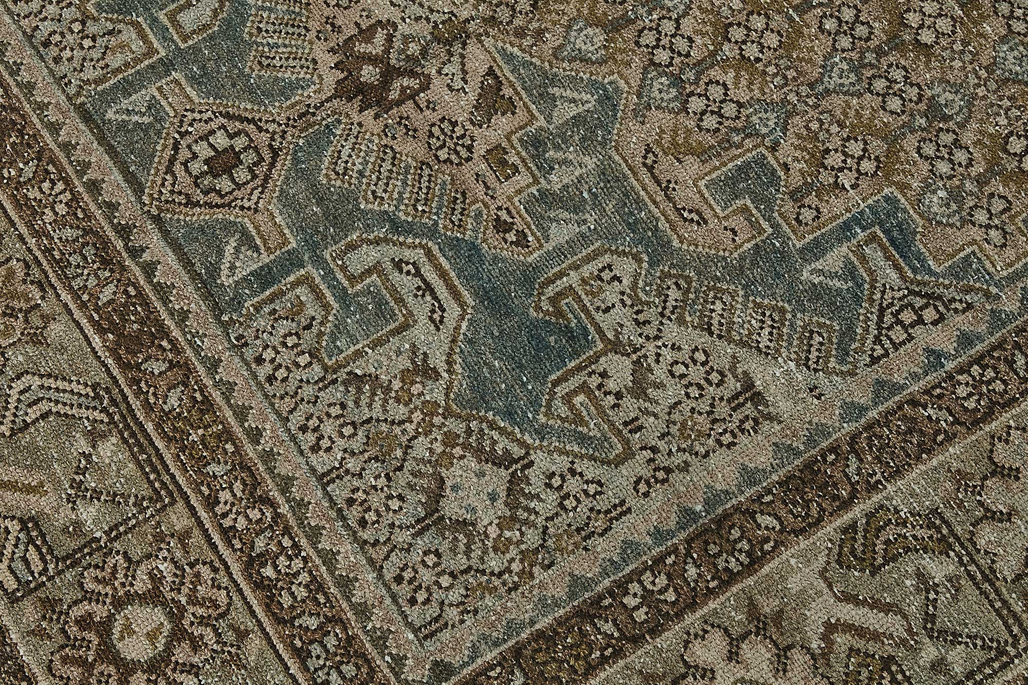 Beige Persian Antique — 1.32 x 1.84