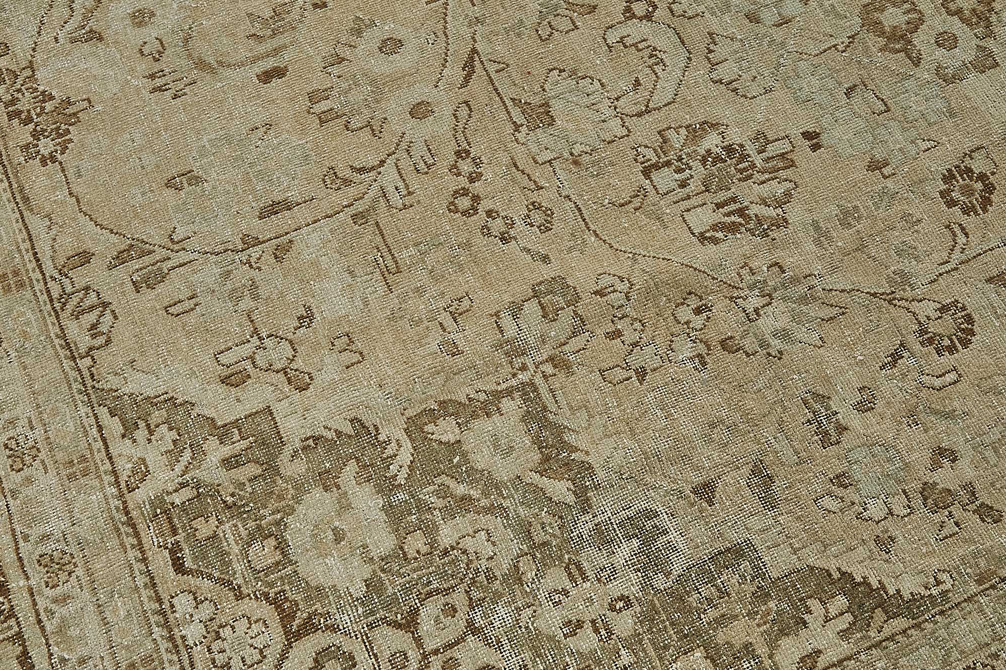 Beige Persian Antique — 3.25 x 5.30