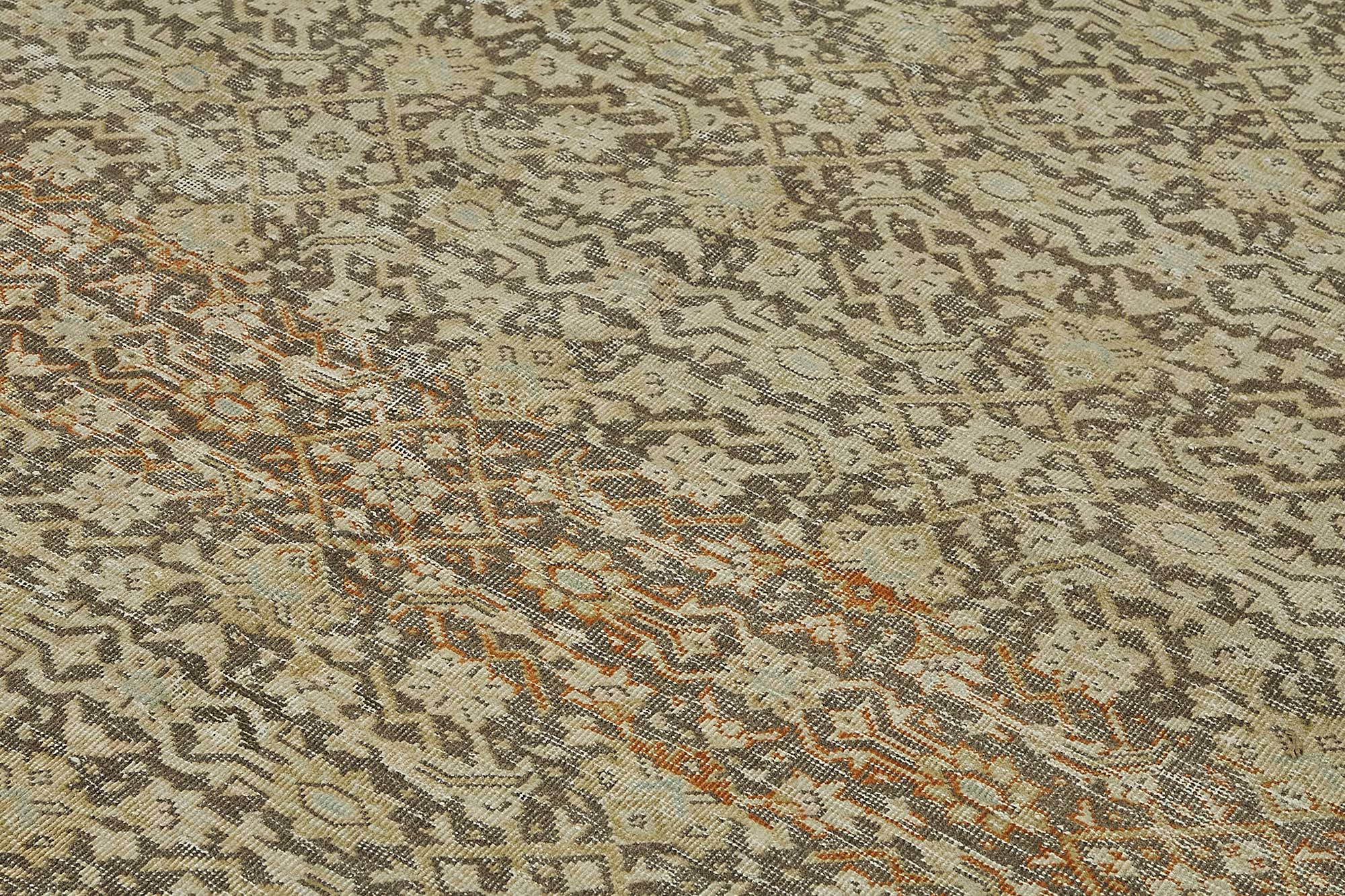 Beige Persian Antique — 2.35 x 3.20