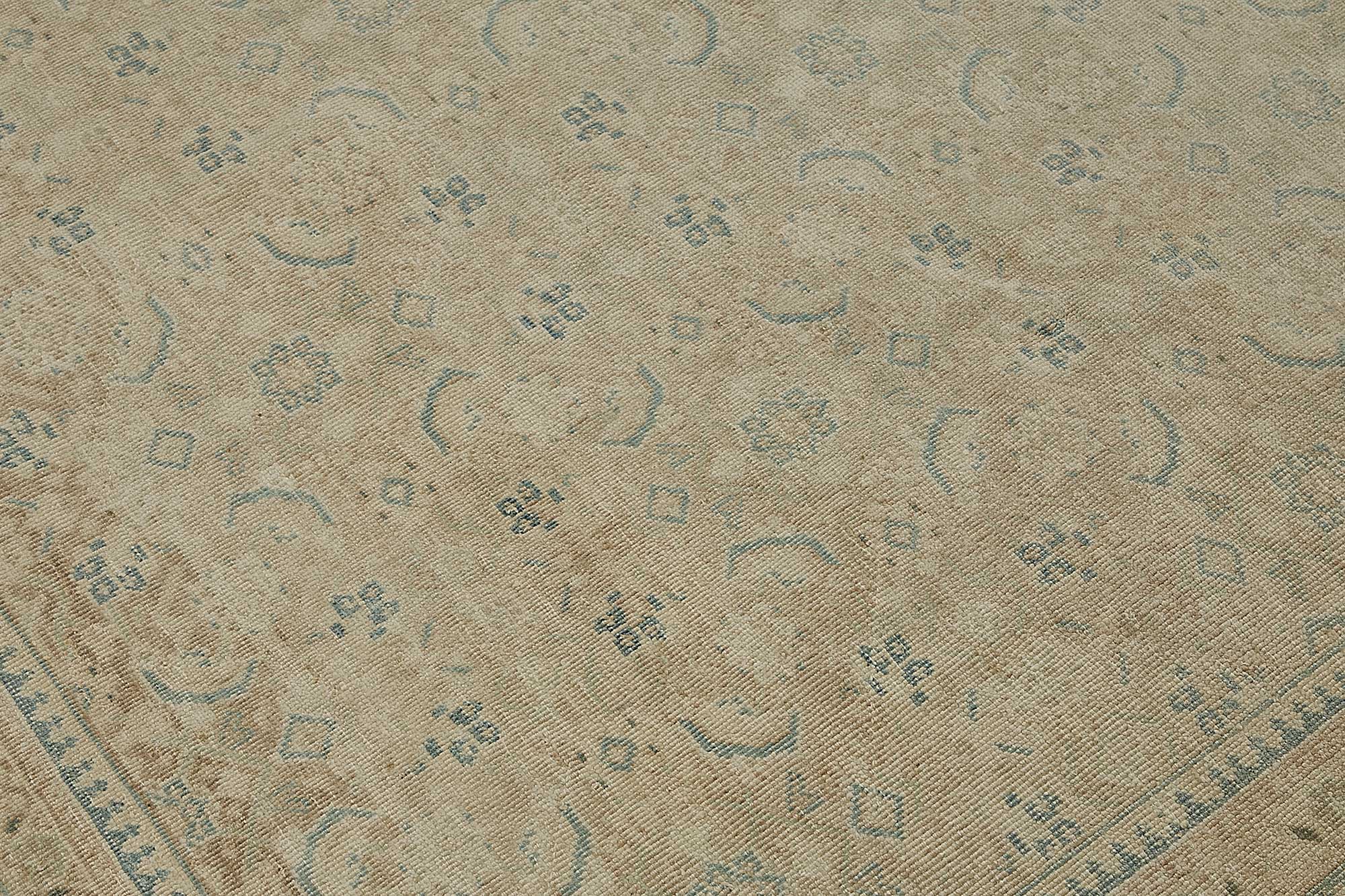 Beige Persian Antique — 2.73 x 3.83