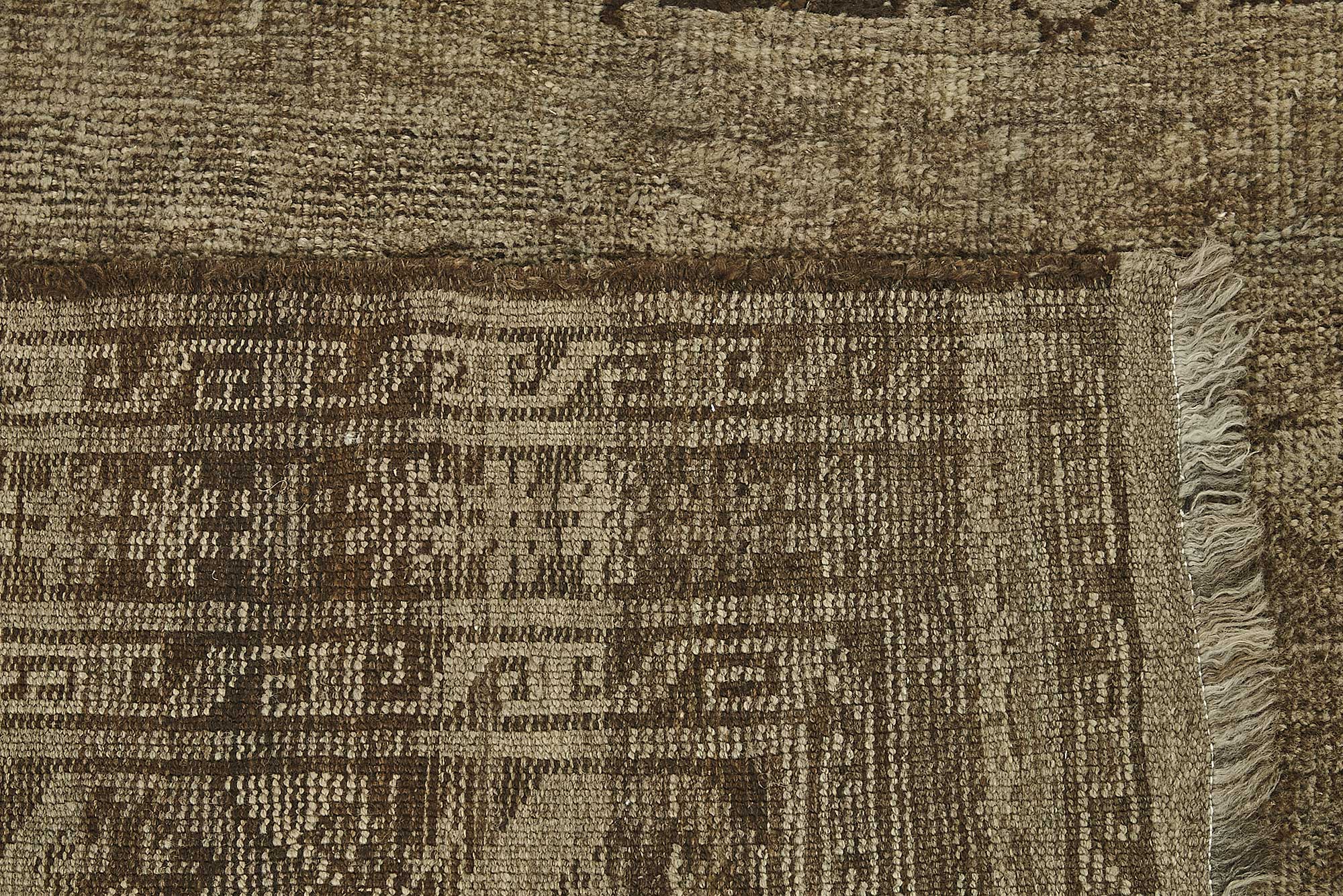 Beige Persian Antique — 2.66 x 3.13