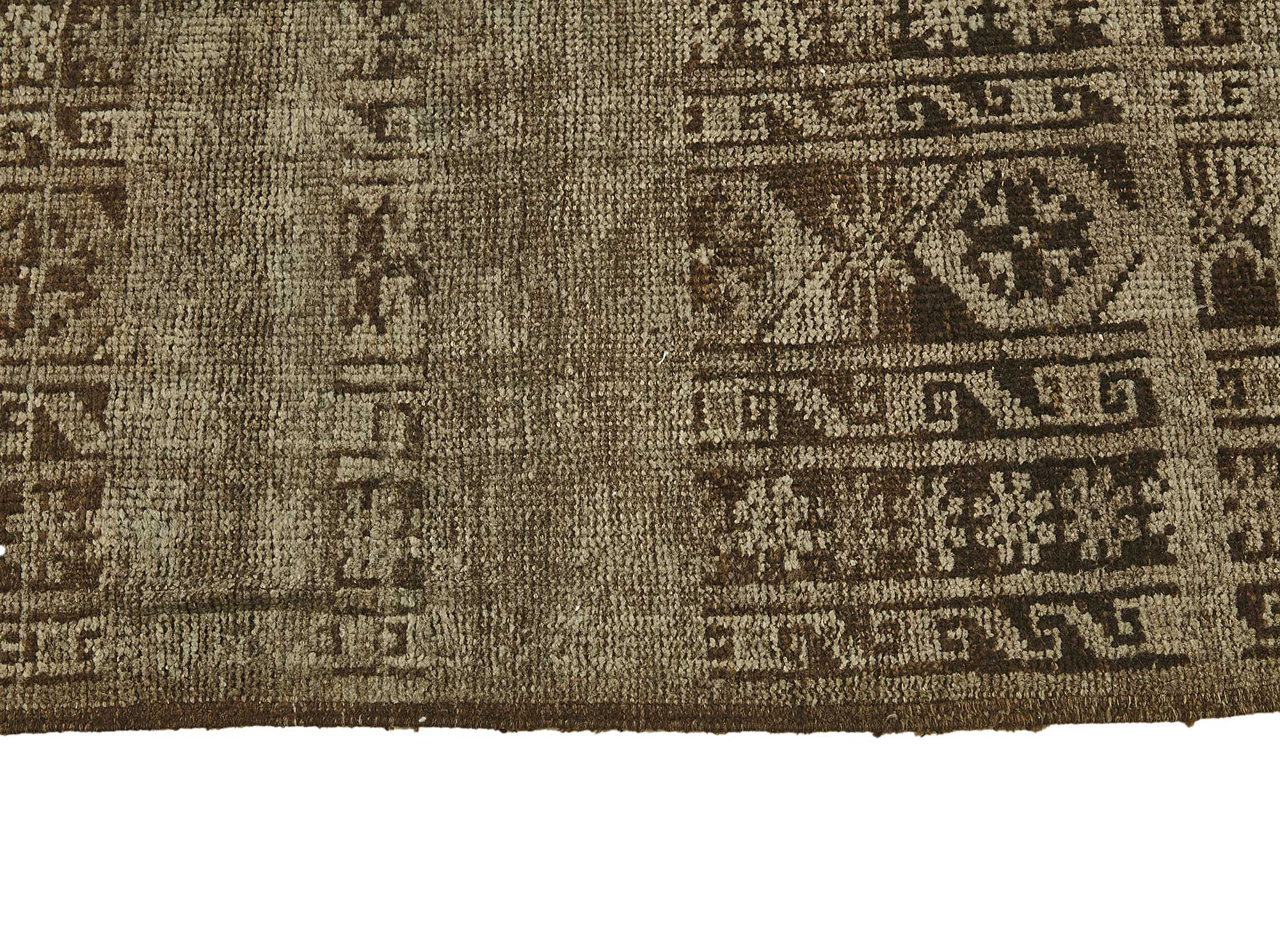 Beige Persian Antique — 2.66 x 3.13