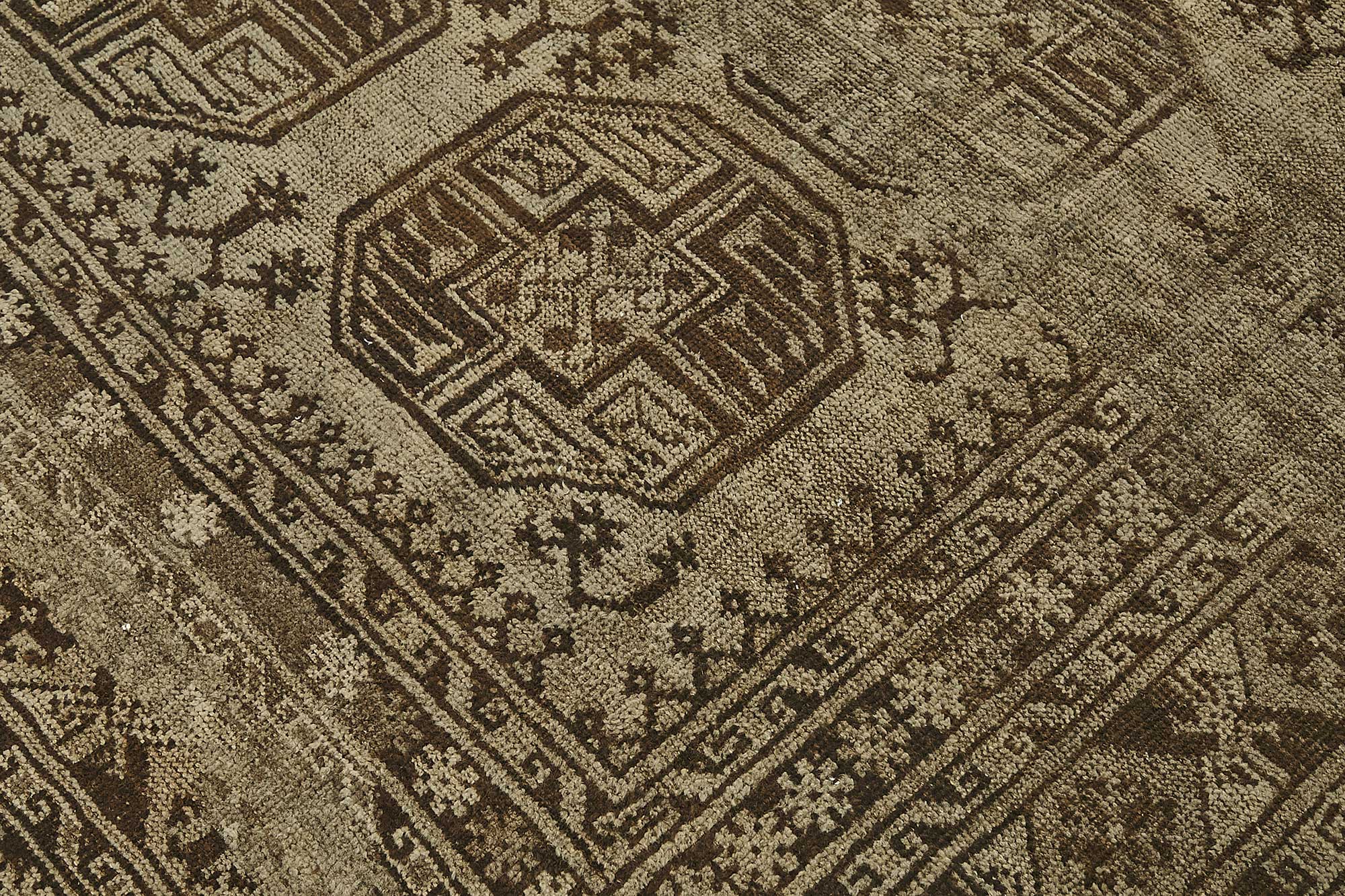 Beige Persian Antique — 2.66 x 3.13