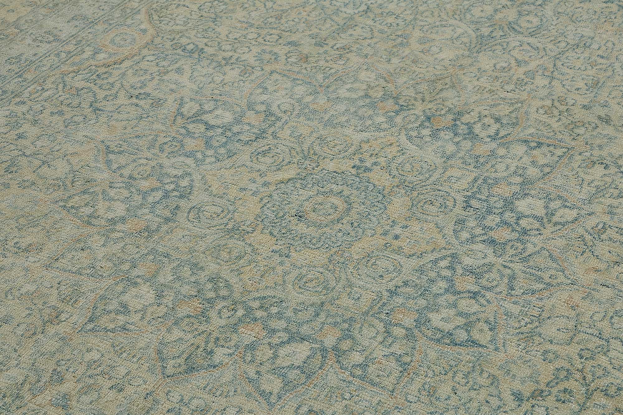 Beige Persian Antique — 2.54 x 3.96