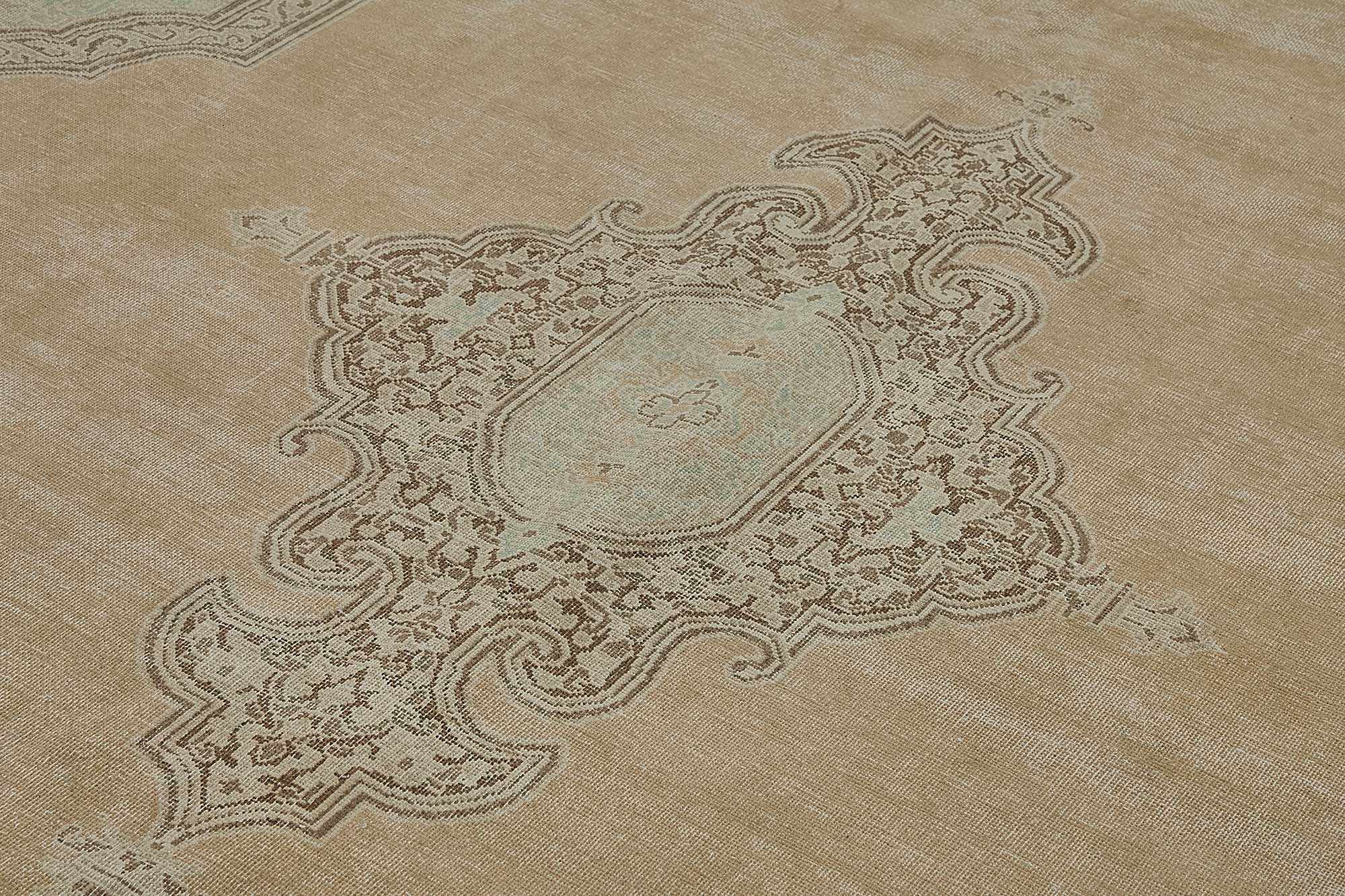 Beige Persian Antique — 2.86 x 3.76