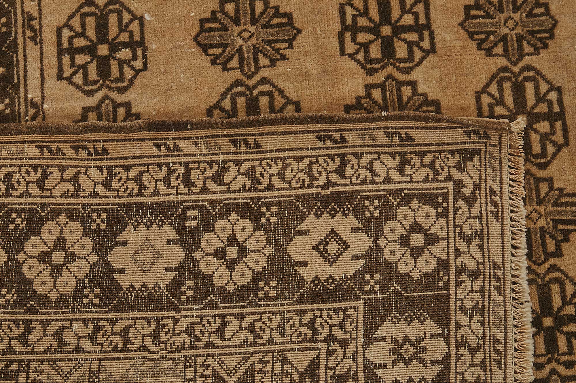 Wheat Persian — 1.50 x 2.57