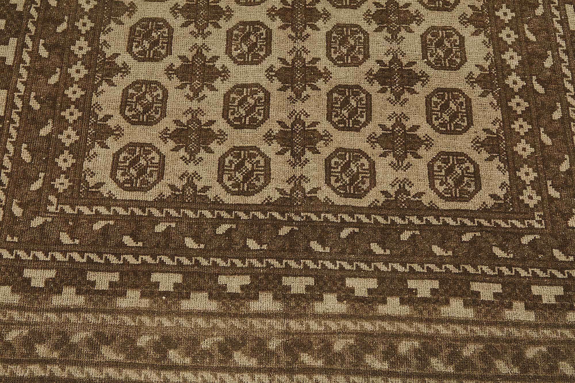Ivory Persian — 1.58 x 2.42