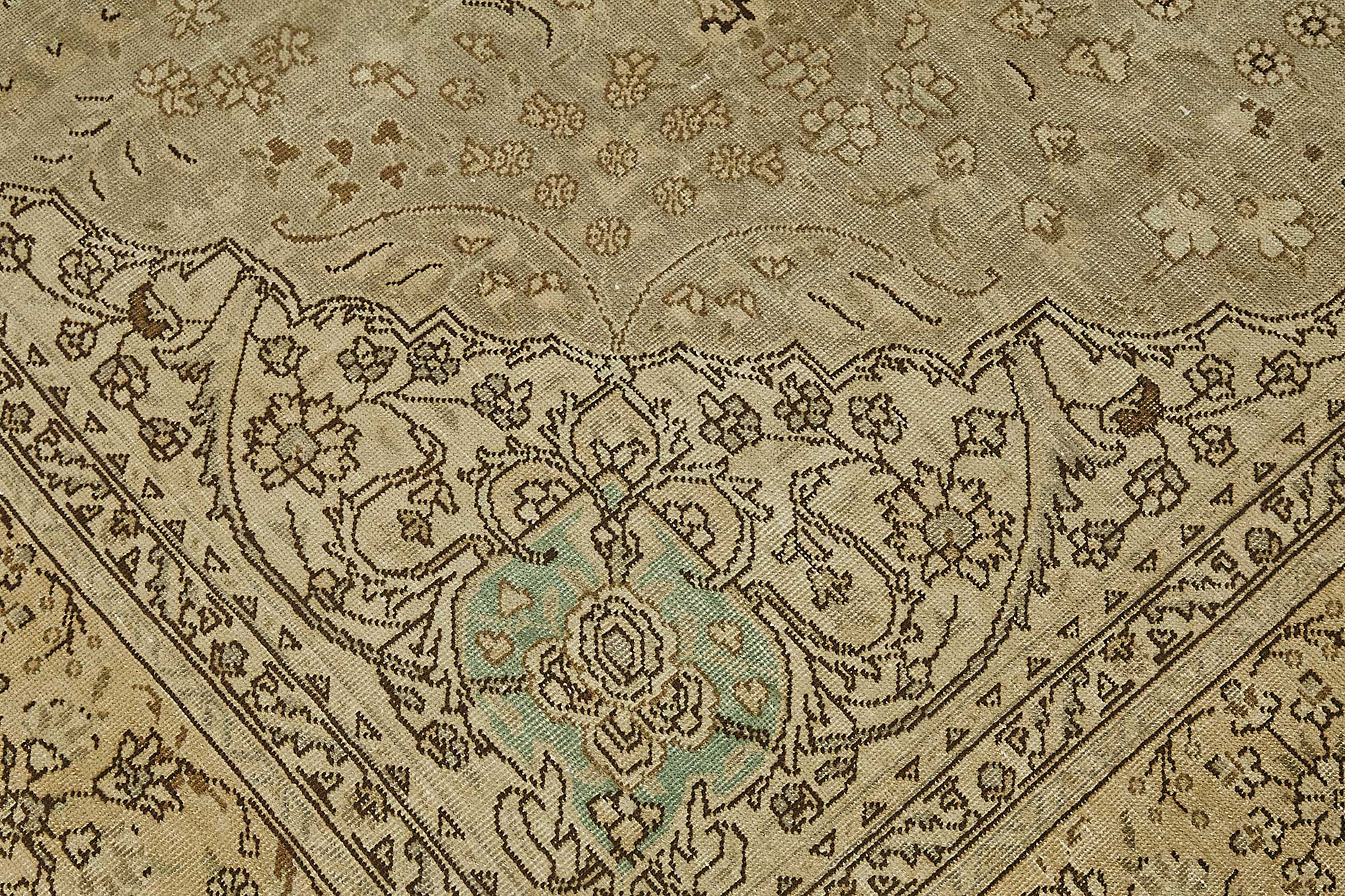 Alabaster Persian — 2.33 x 3.25
