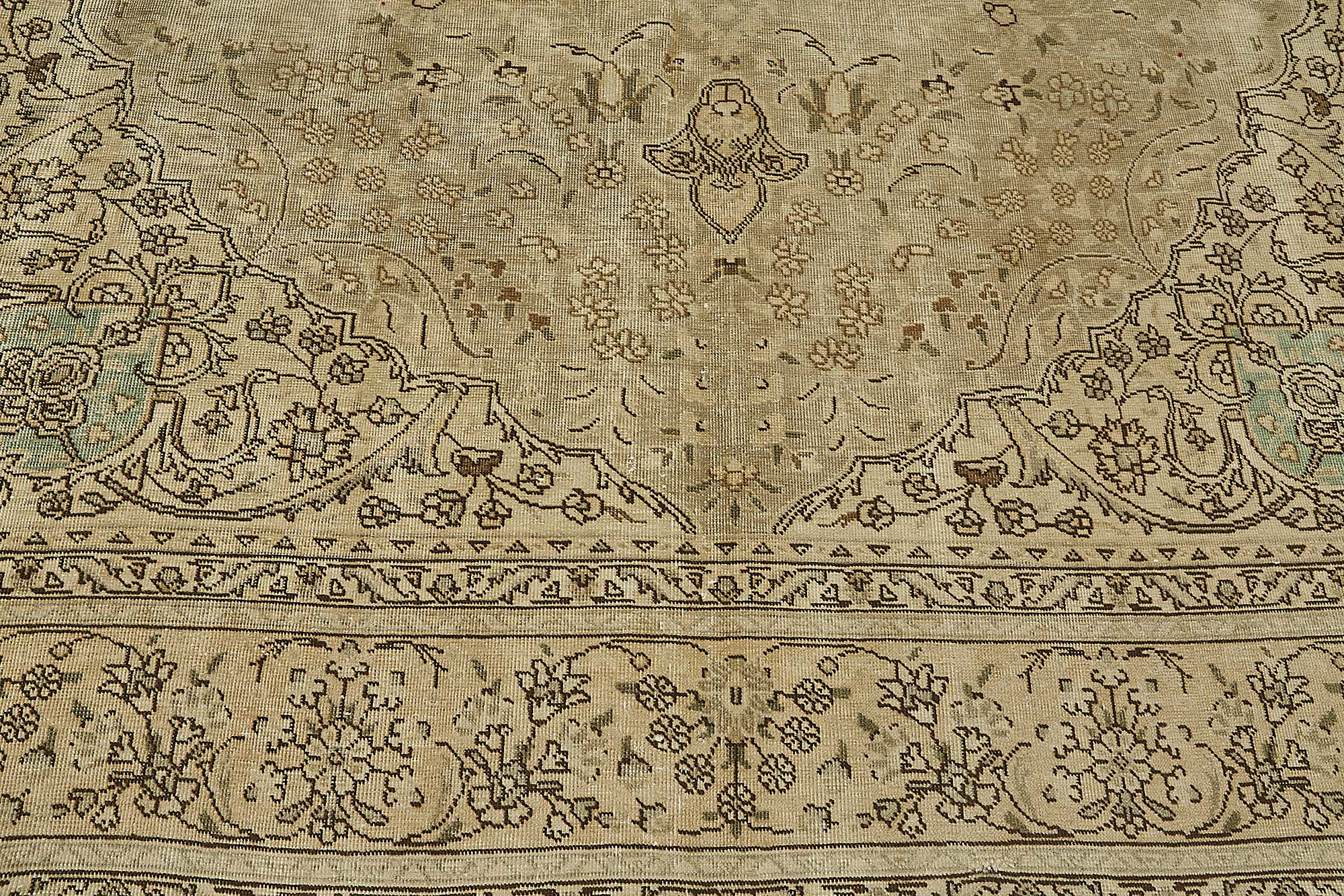 Alabaster Persian — 2.33 x 3.25