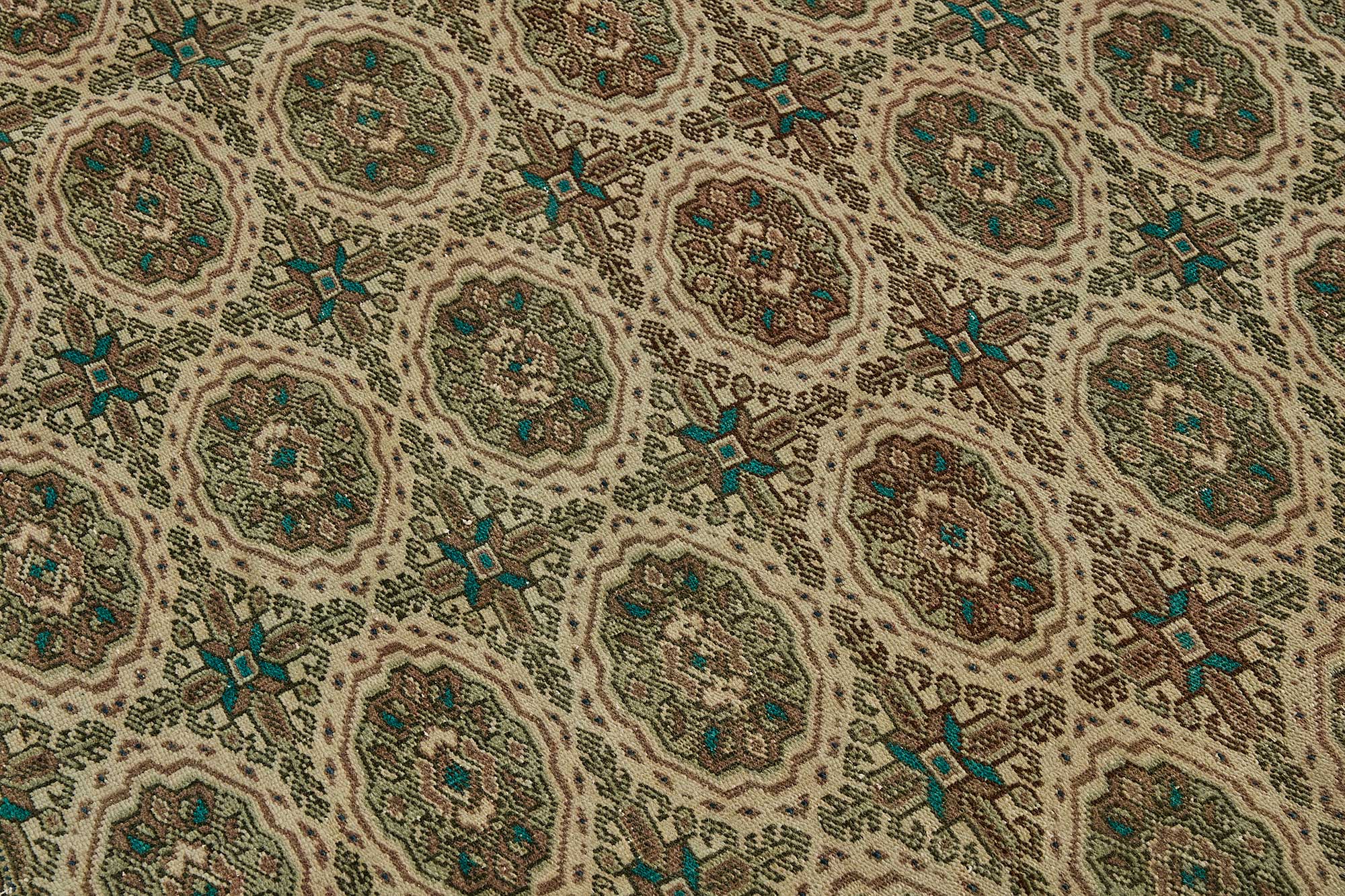 Alabaster Persian — 2.46 x 3.57