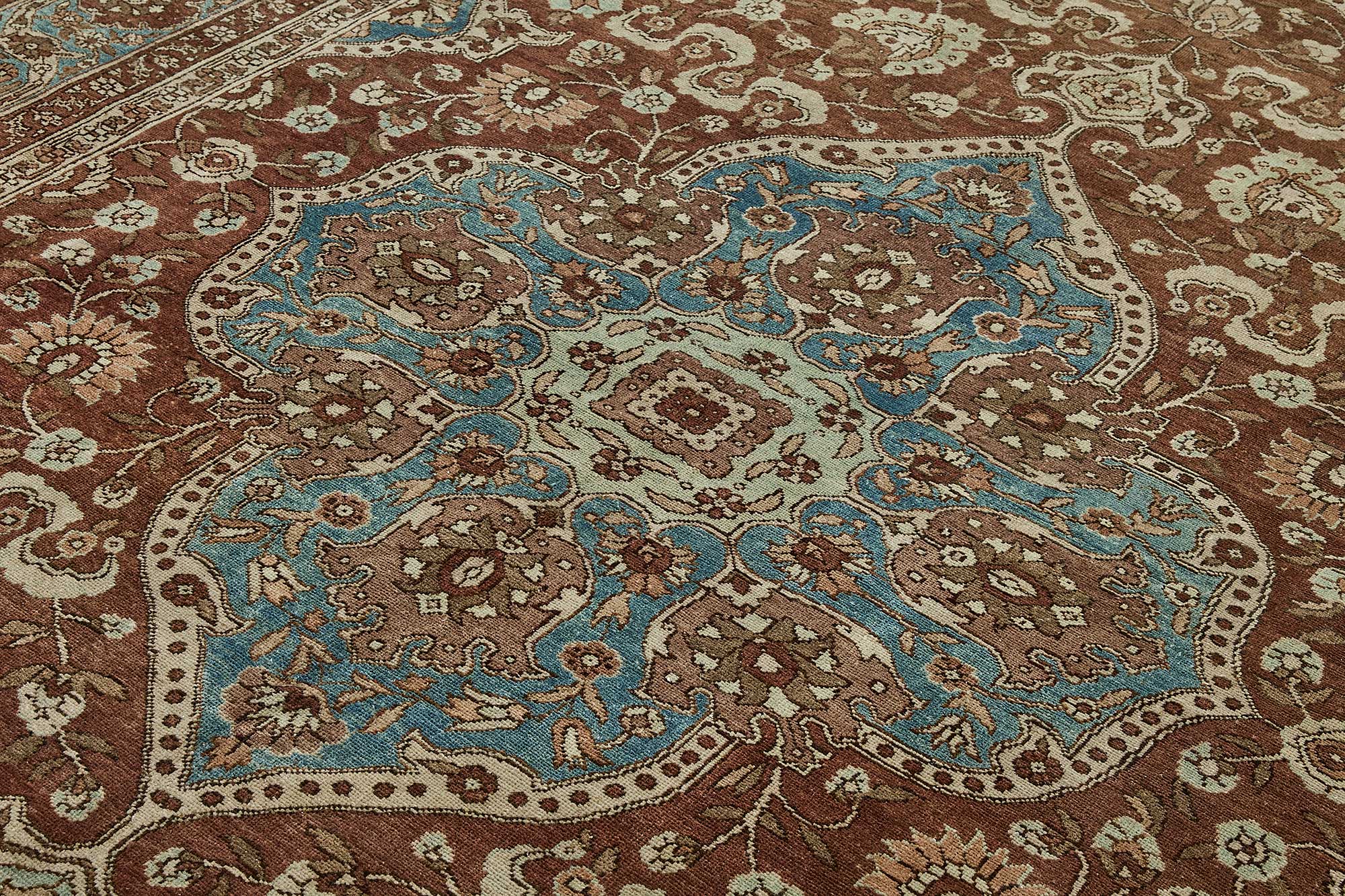 Linen Persian — 2.55 x 3.48