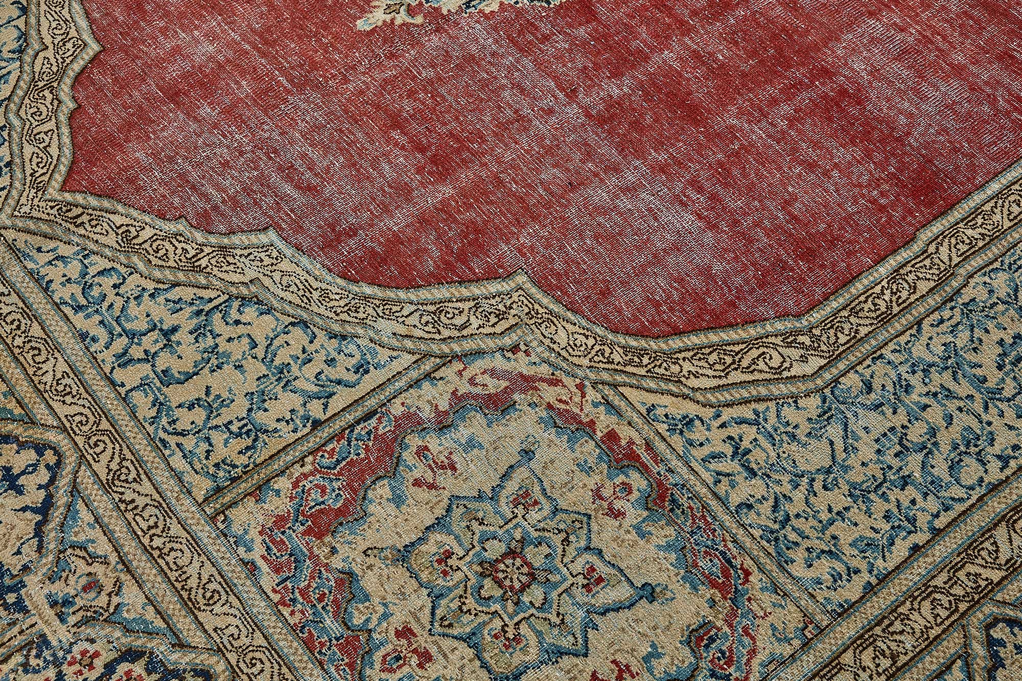 Ivory Persian — 2.59 x 3.63