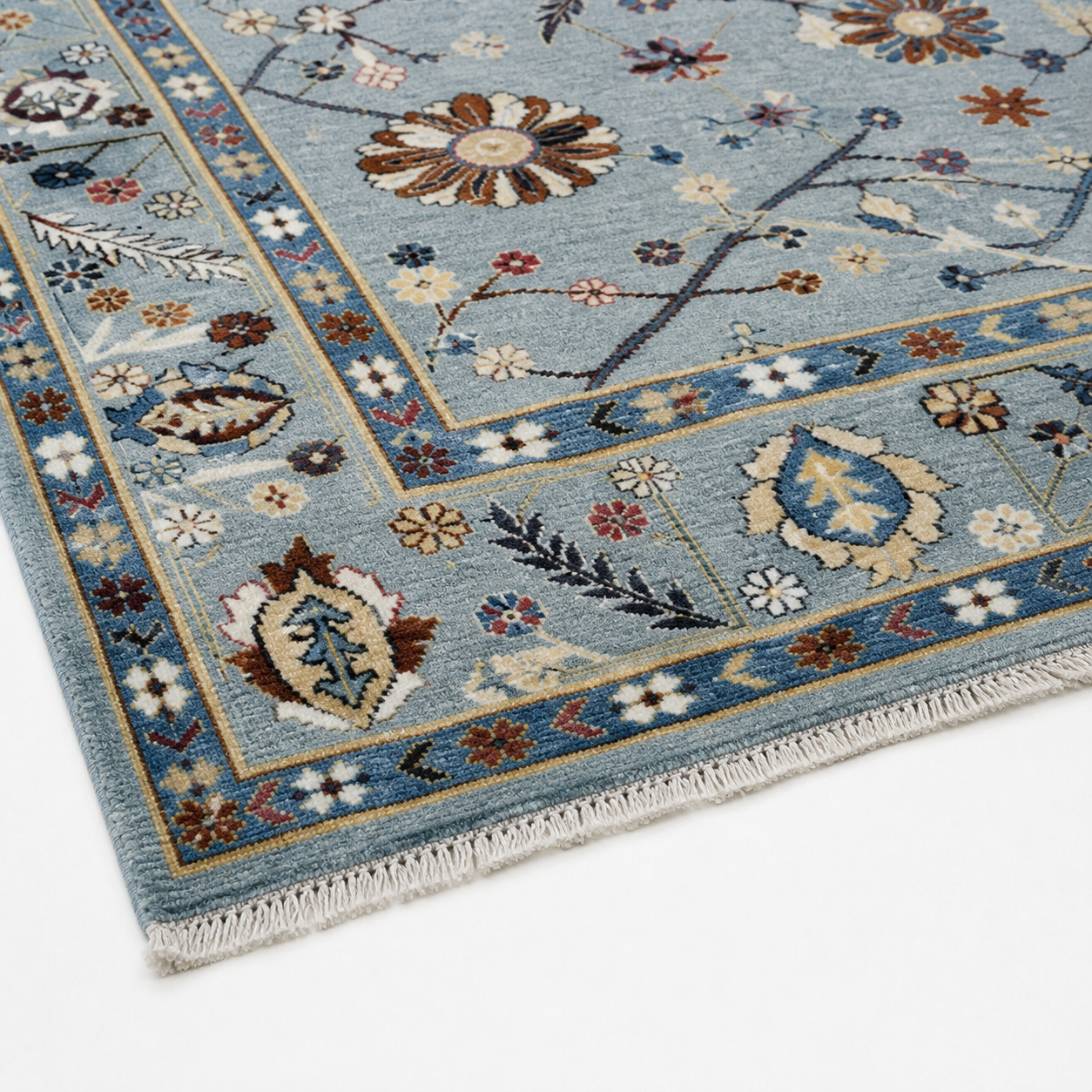 Bagh-e-Firuzeh Afghan Ghazni wool rug, hand-knotted detail
