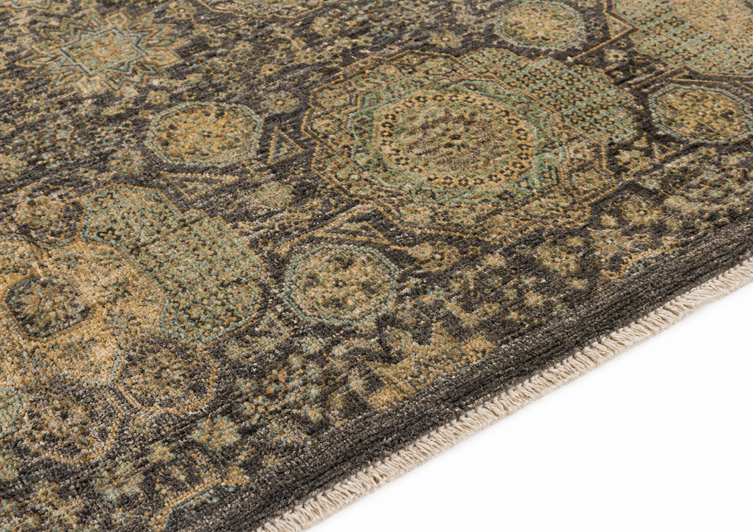 Zamin-e-Badakhshan Afghan Ghazni wool rug, hand-knotted detail