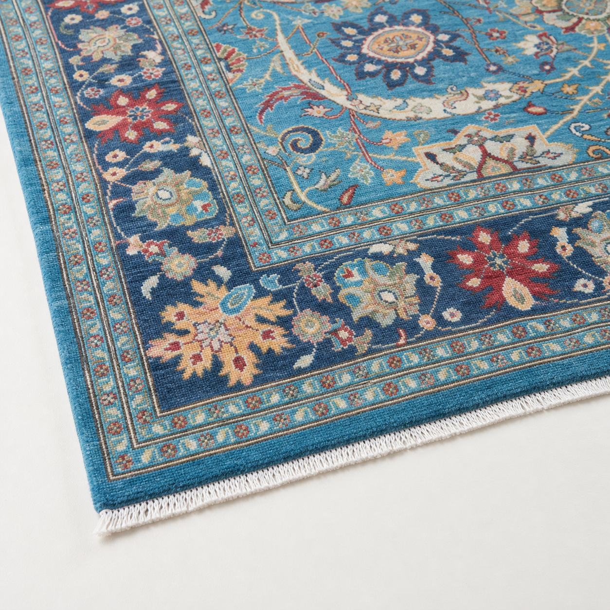 Firuzeh-e-Kabul Afghan Ghazni wool rug, hand-knotted detail