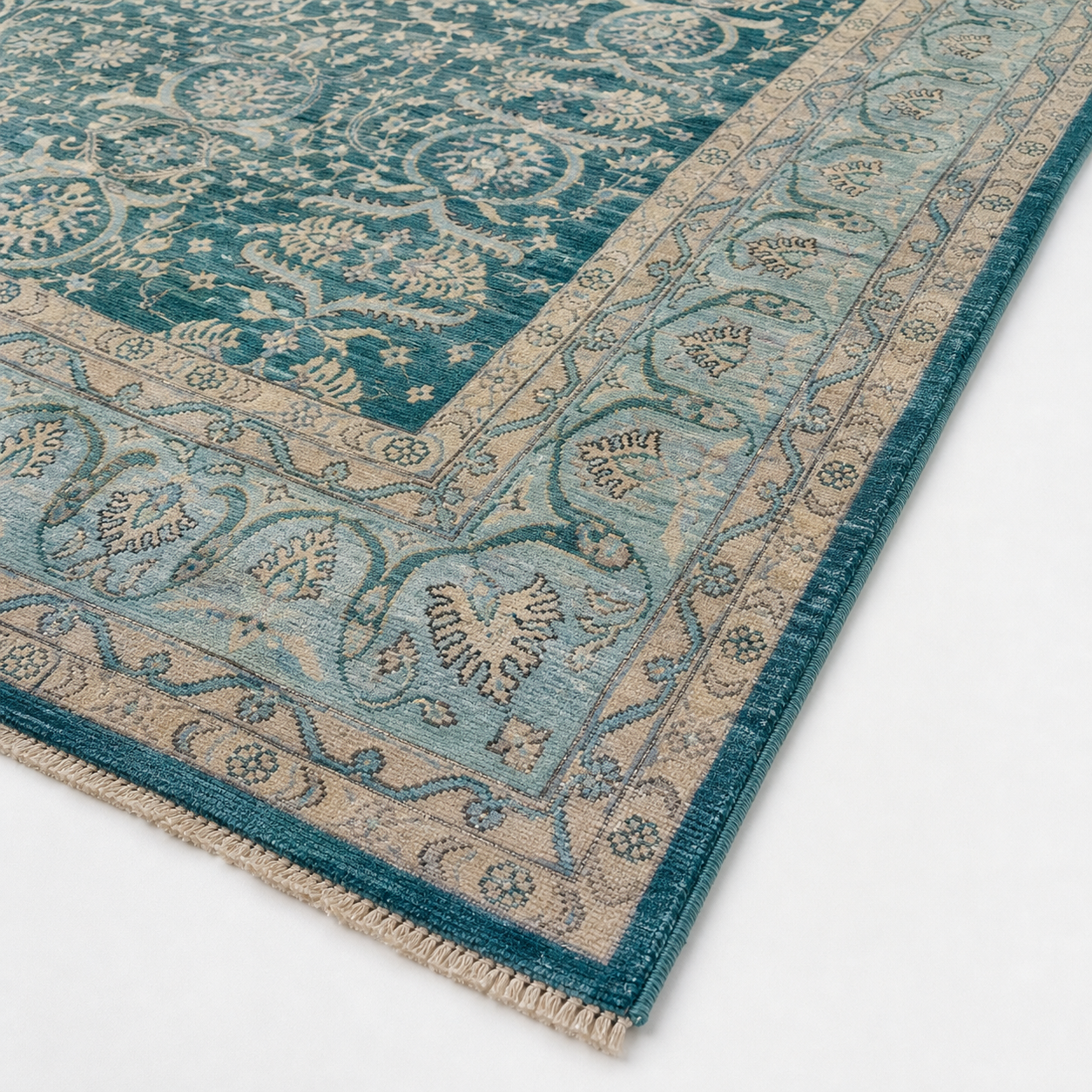 Aab-e-Firuzeh Afghan Ghazni wool rug, hand-knotted detail