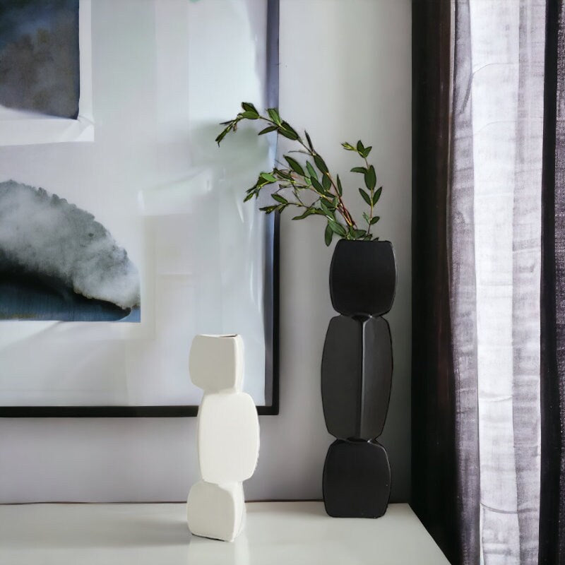 Monochrome Ceramic Vase Collection Jerm | جِرْم