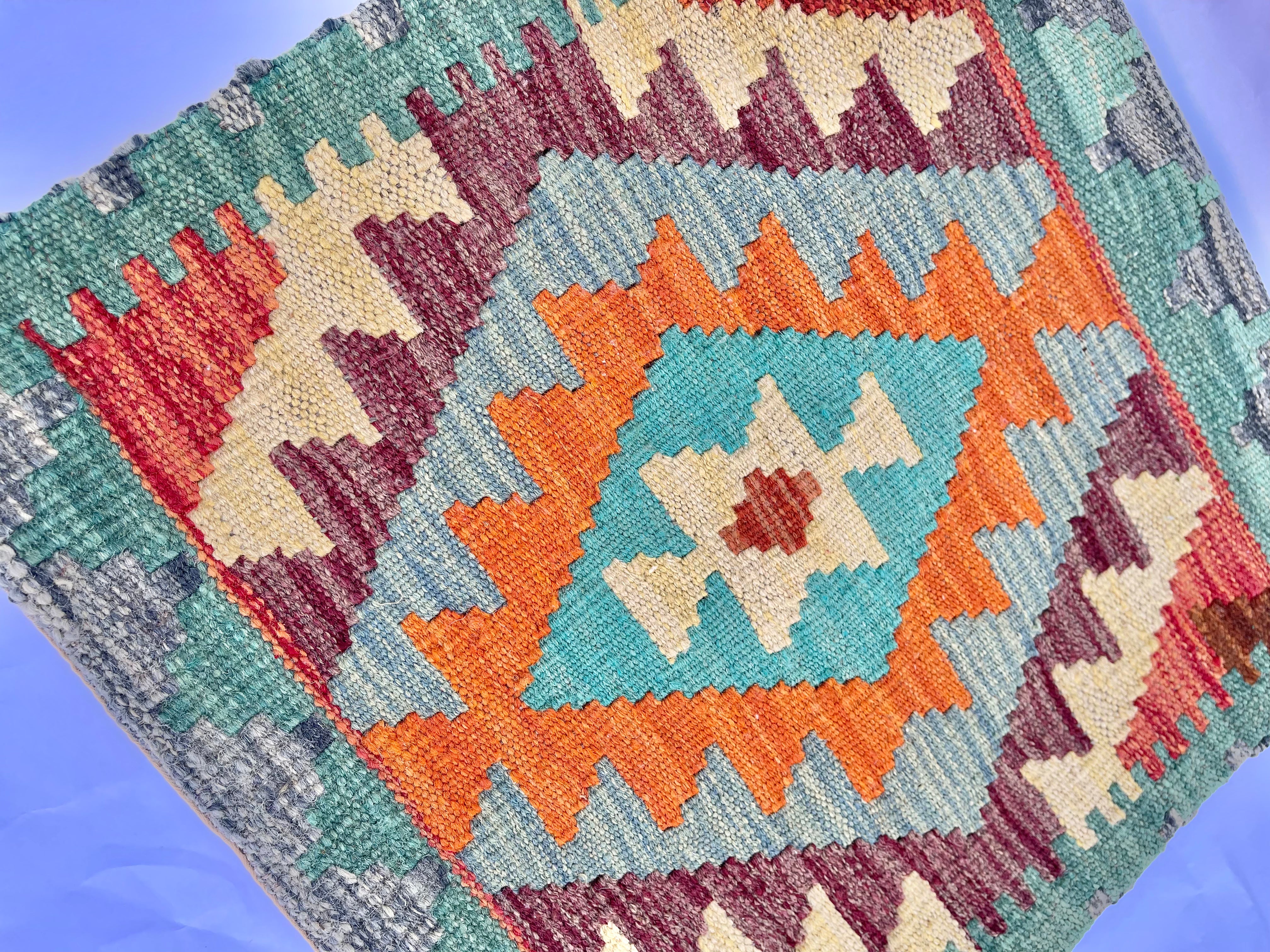 Faryab Cushion 180 - ~ 45x45 cm Jerm | جِرْم