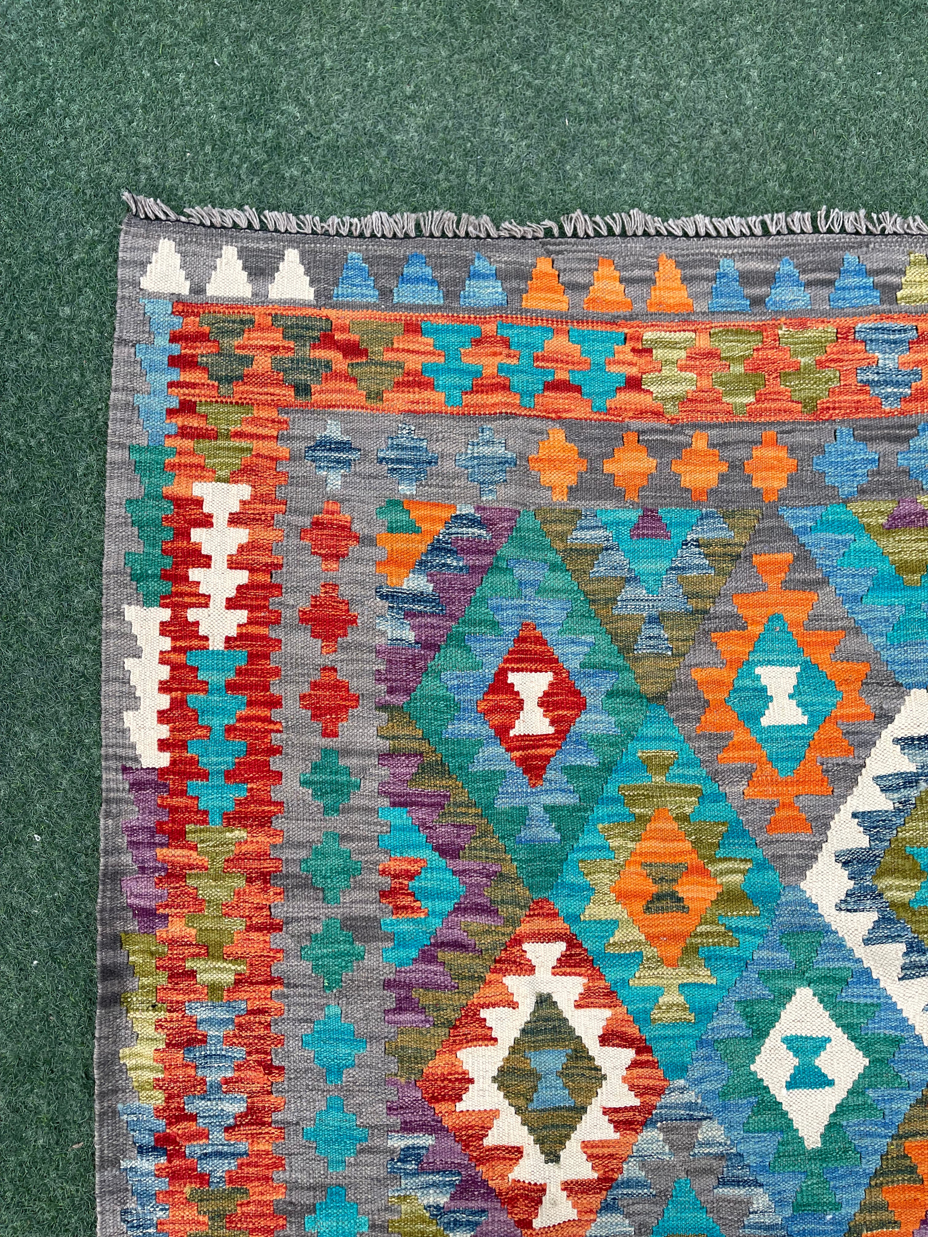Faryab 881 - 345x255 CM Jerm | جِرْم